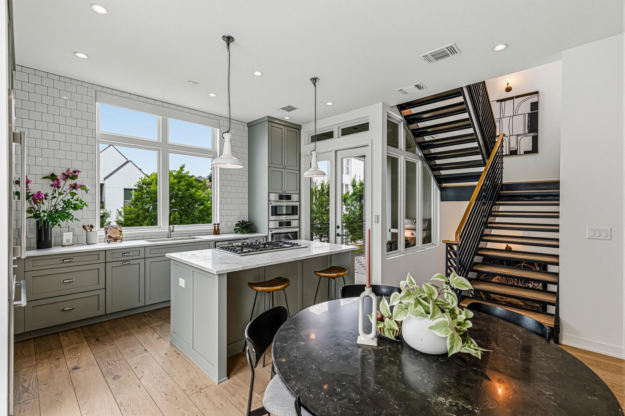 2512 Watkins Way, Austin, TX 78746