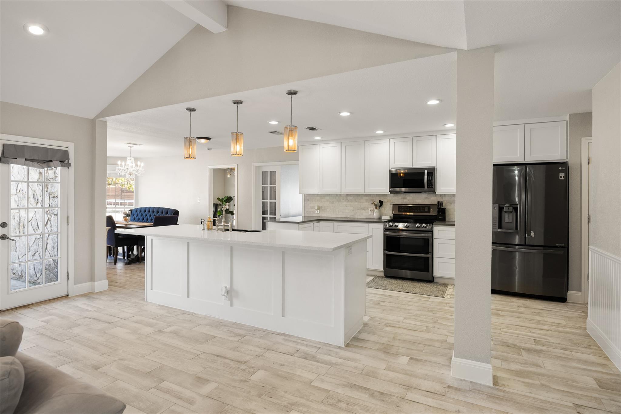 1607 Mayfield Dr, Round Rock, TX 78681