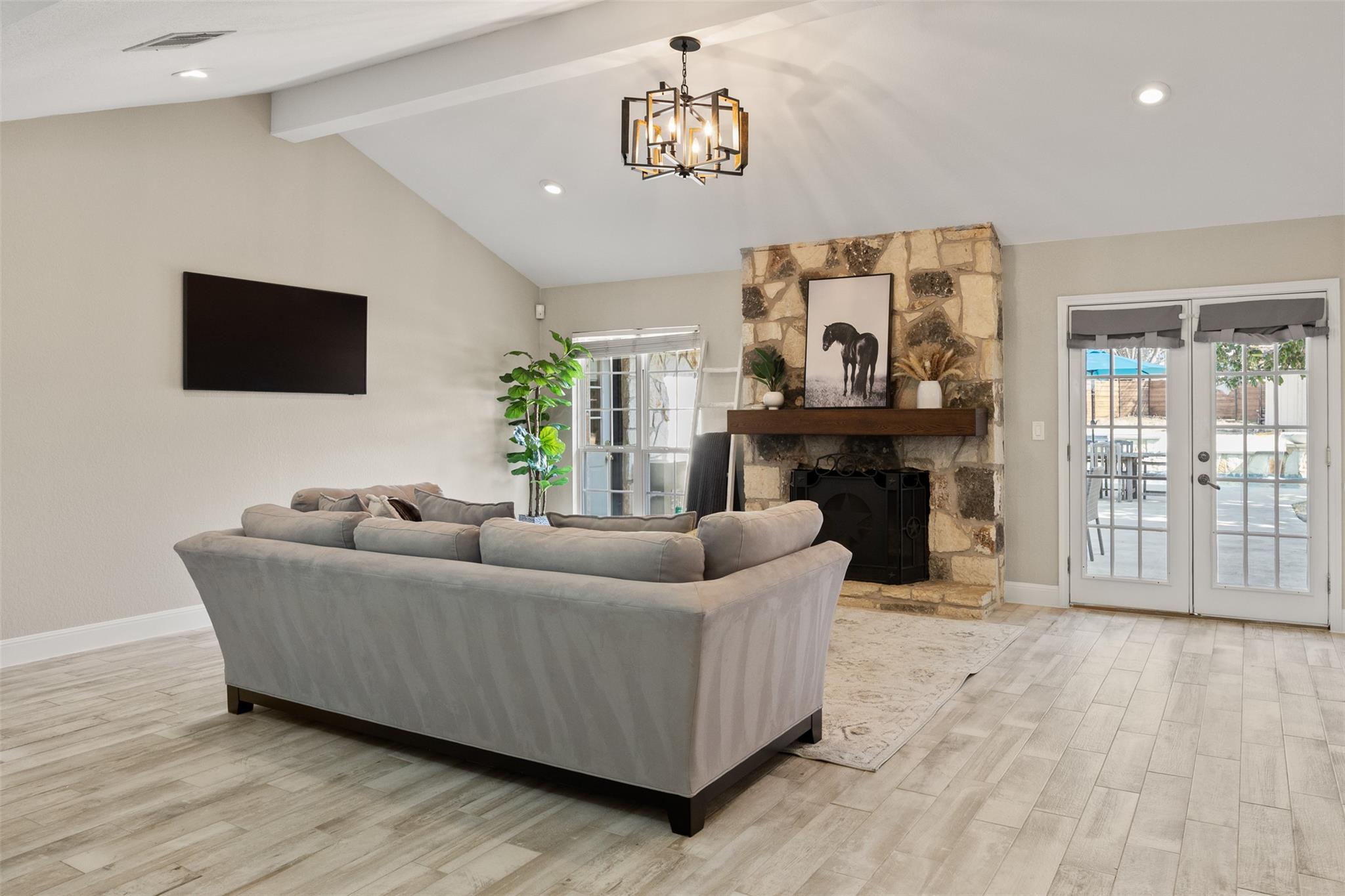 1607 Mayfield Dr, Round Rock, TX 78681