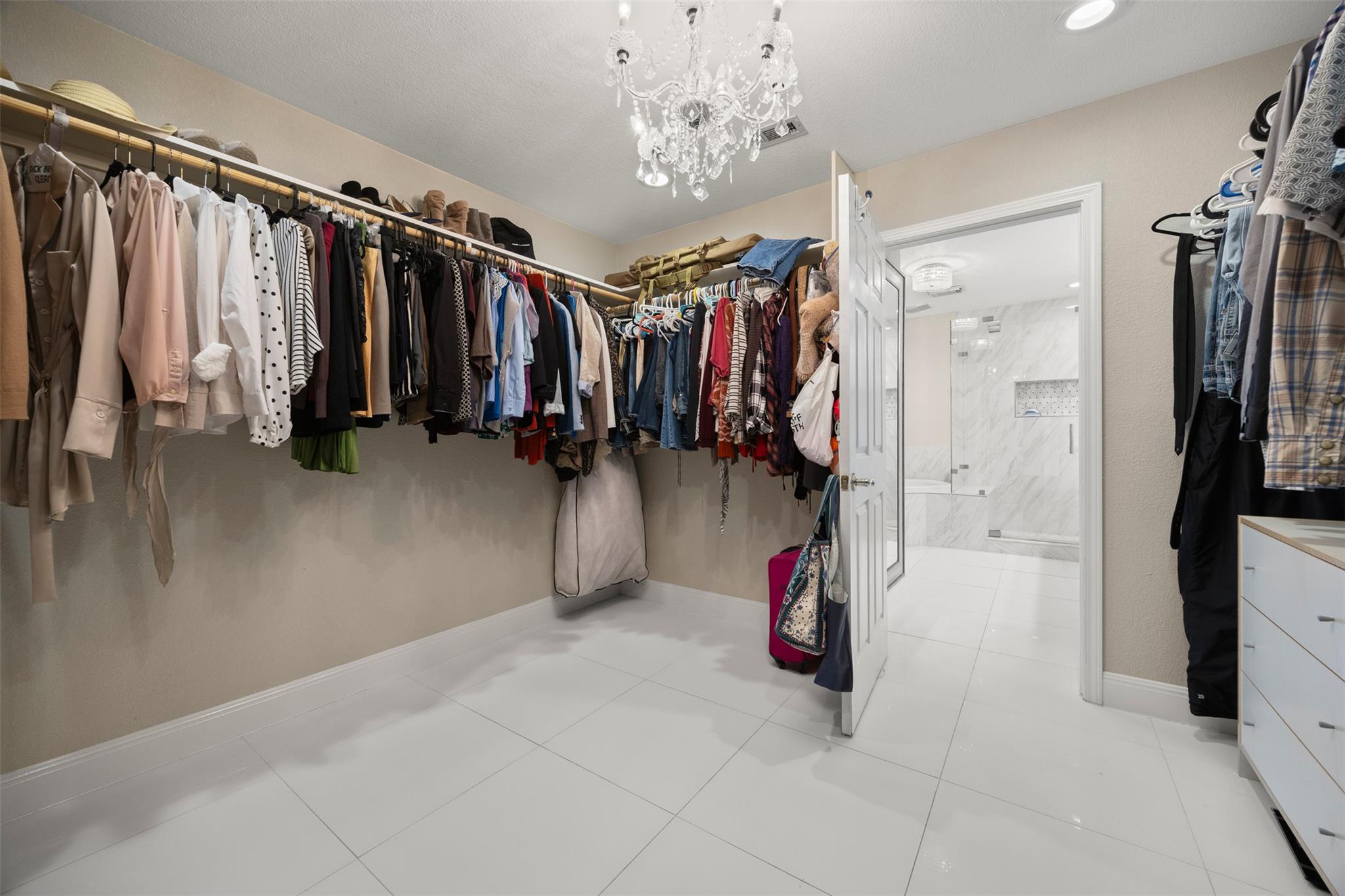 1607 Mayfield Dr, Round Rock, TX 78681