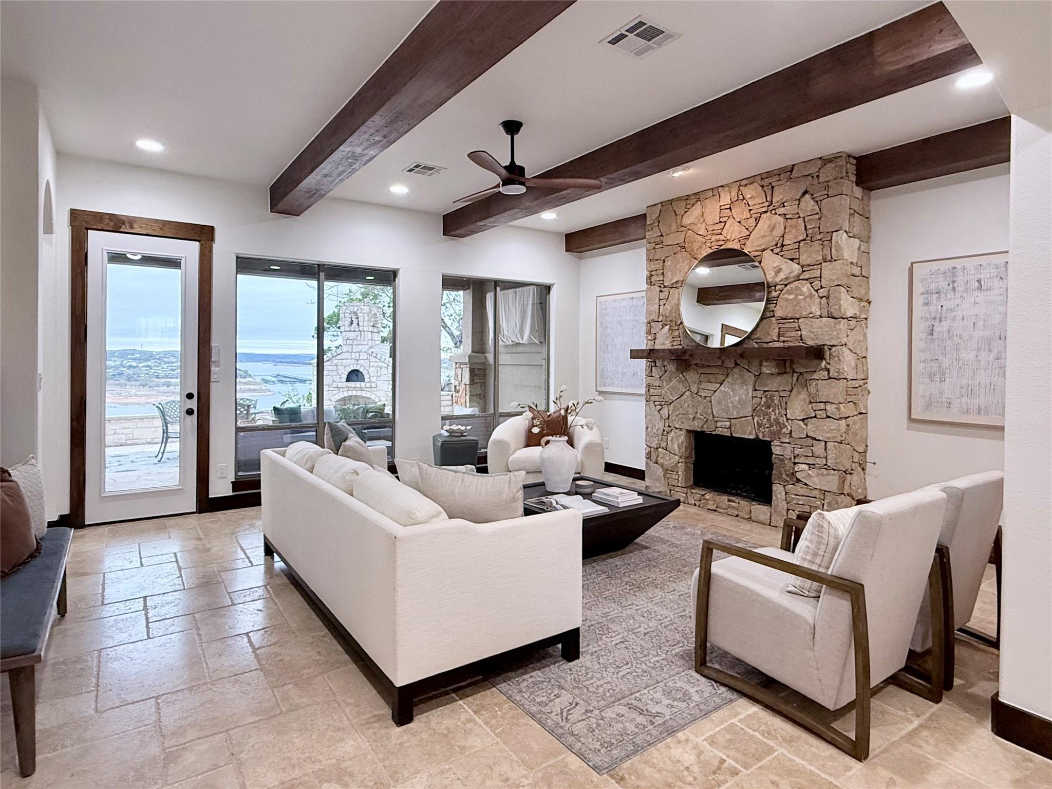 2804B Lohmans Ford Rd, Lago Vista, TX 78645