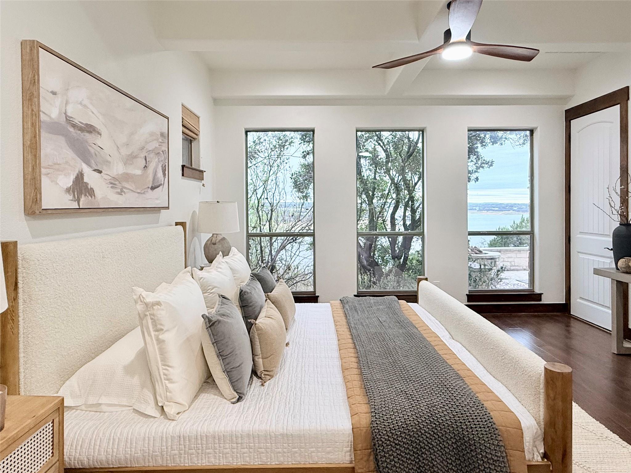 2804B Lohmans Ford Rd, Lago Vista, TX 78645