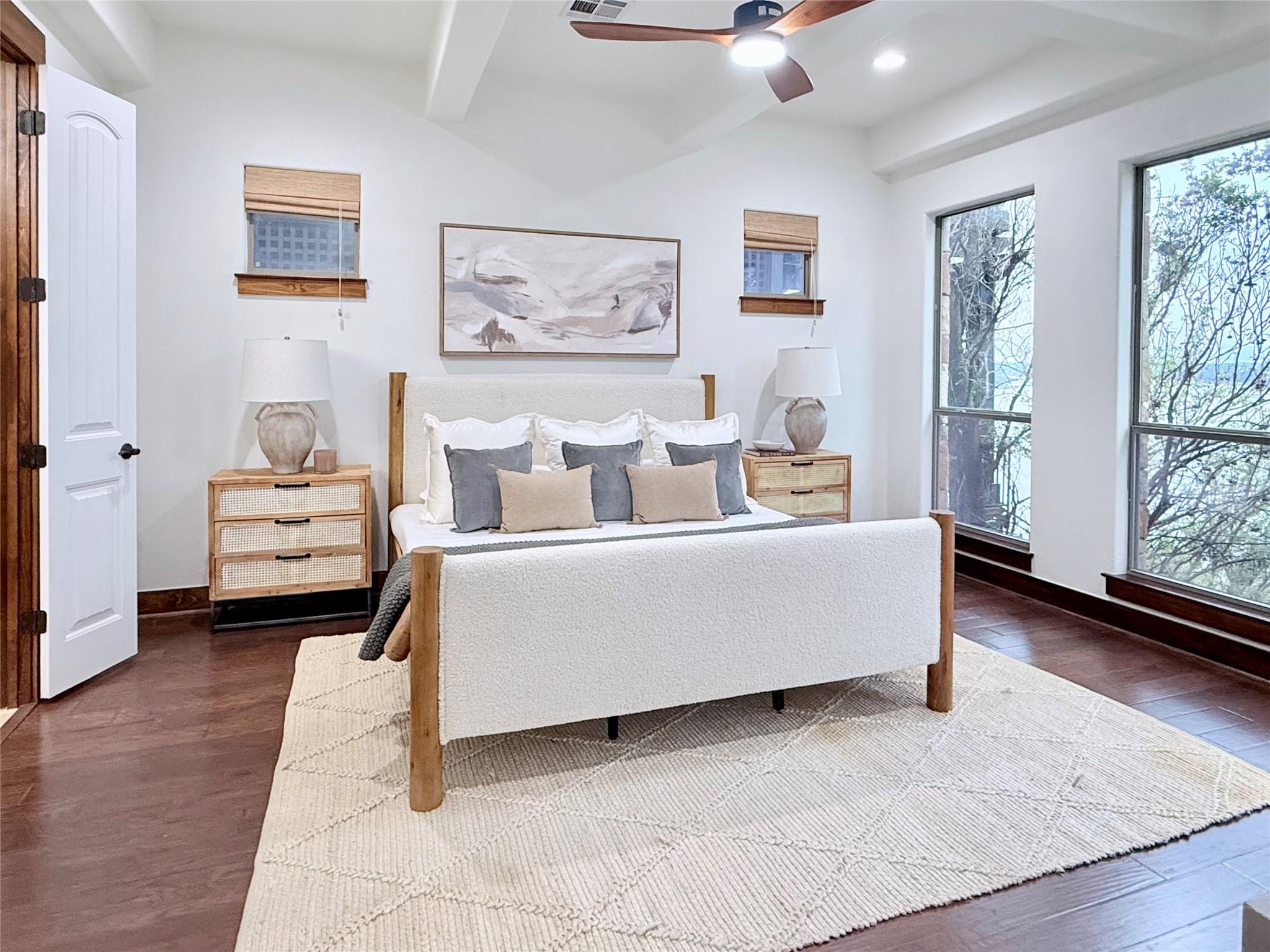 2804B Lohmans Ford Rd, Lago Vista, TX 78645