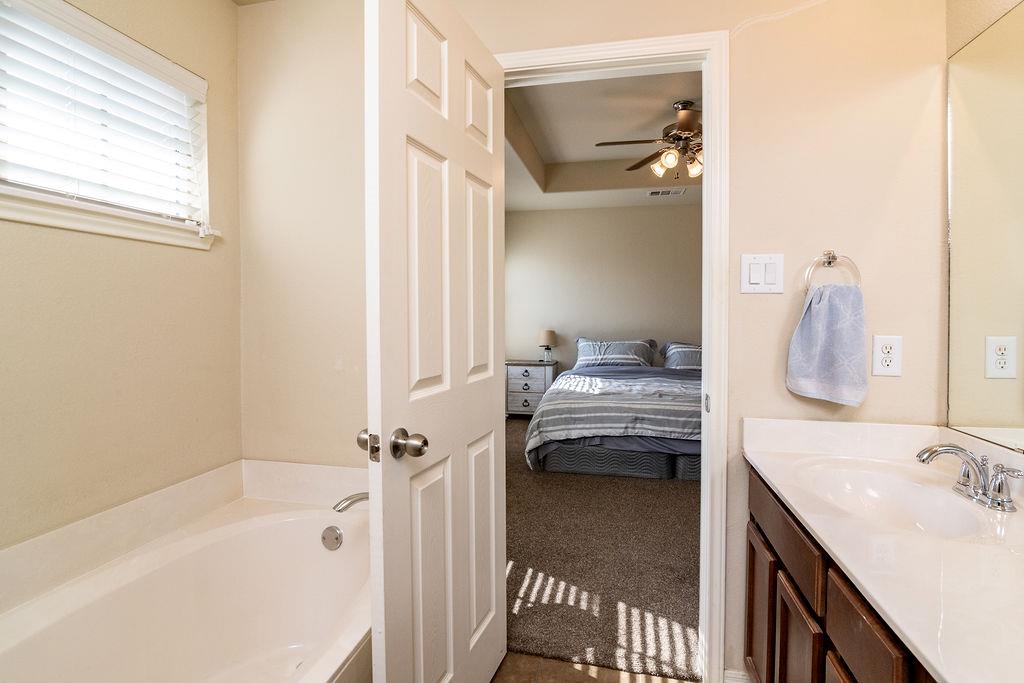 3101 Davis Ln # 8402, Austin, TX 78748