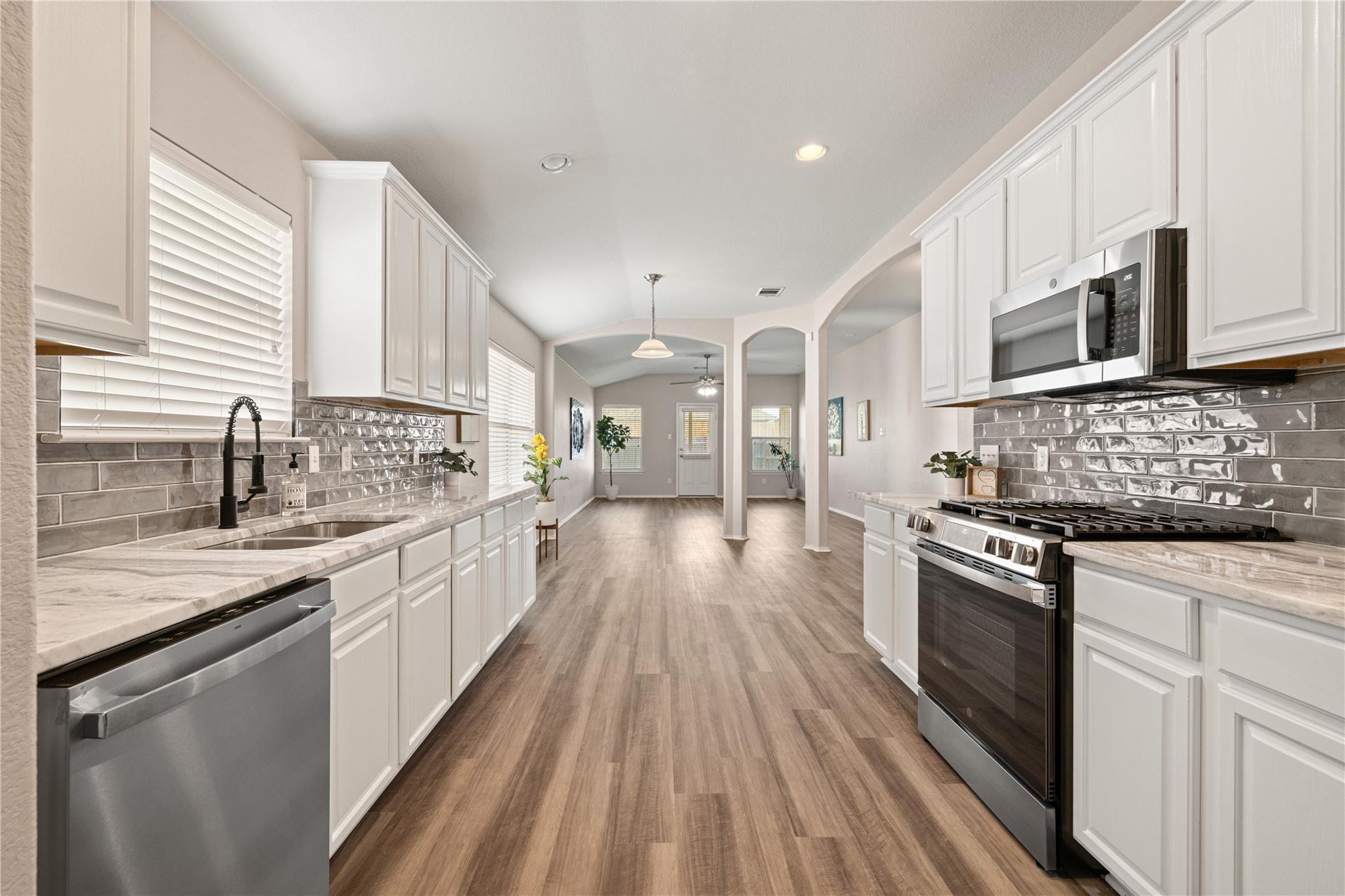 20105 Harrier Flight Trl, Pflugerville, TX 78660