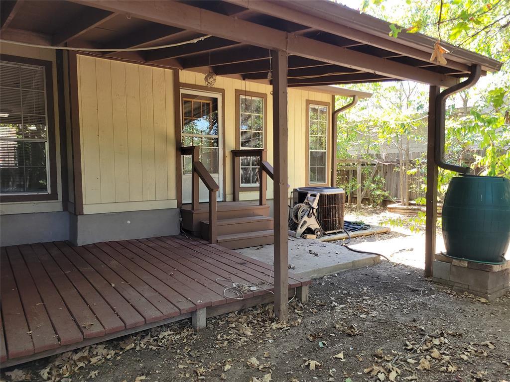 8802 Piney Point Dr # B, Austin, TX 78729