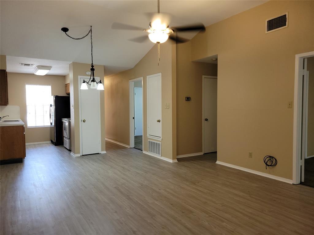 8802 Piney Point Dr # B, Austin, TX 78729