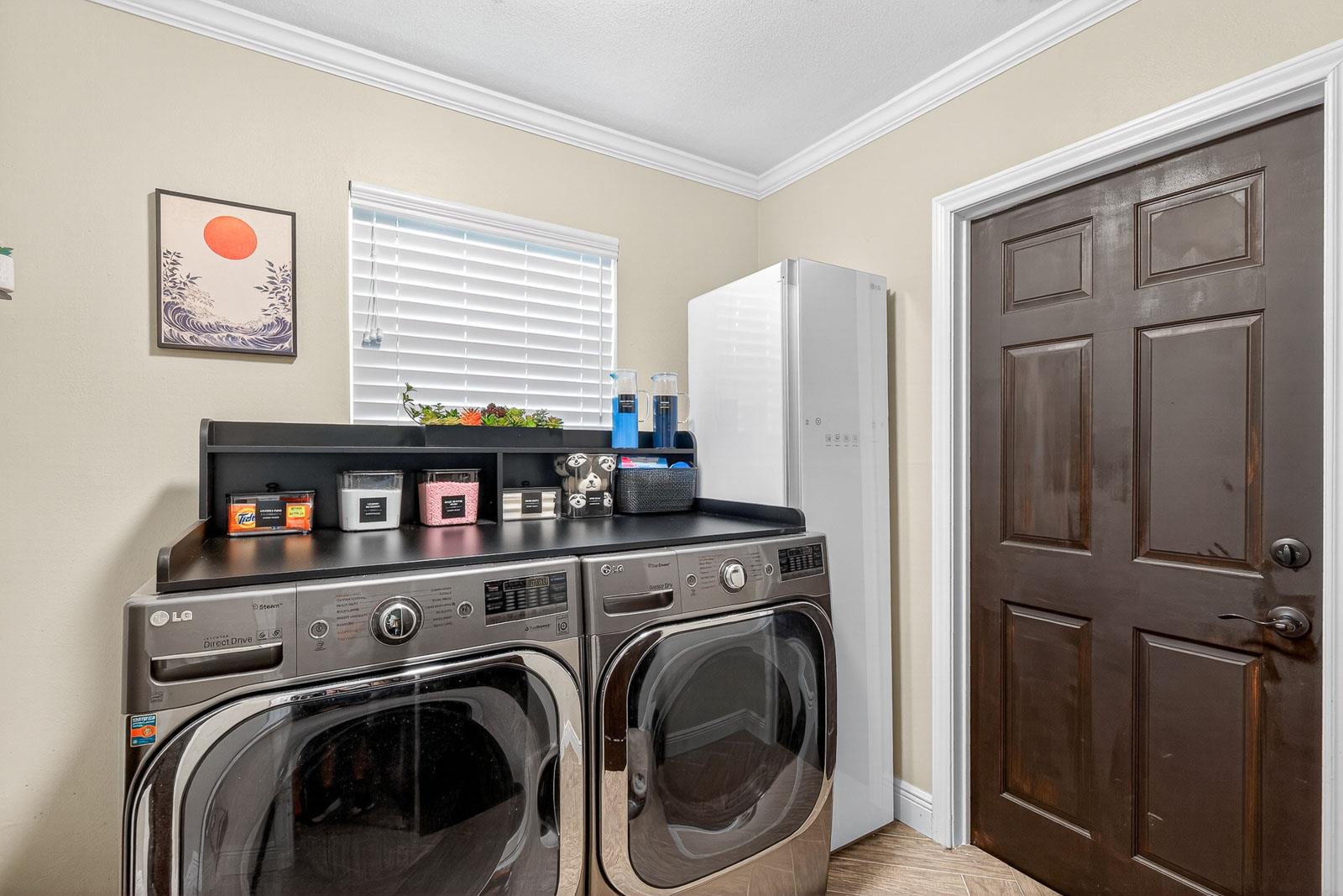 232 Lake Ridge Dr, Seguin, TX 78155