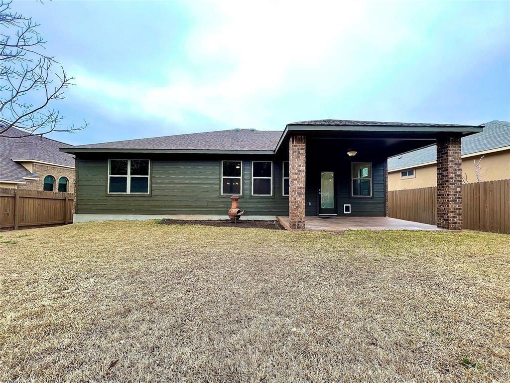 1808 Paseo Verde Dr, Leander, TX 78641