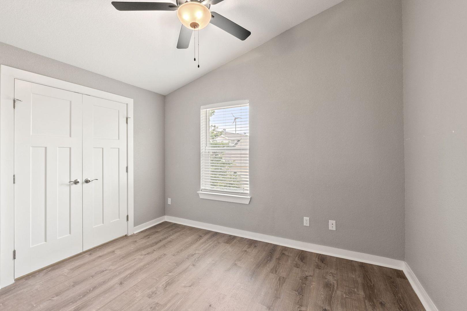 20 Tate Ln # 118, Round Rock, TX 78665