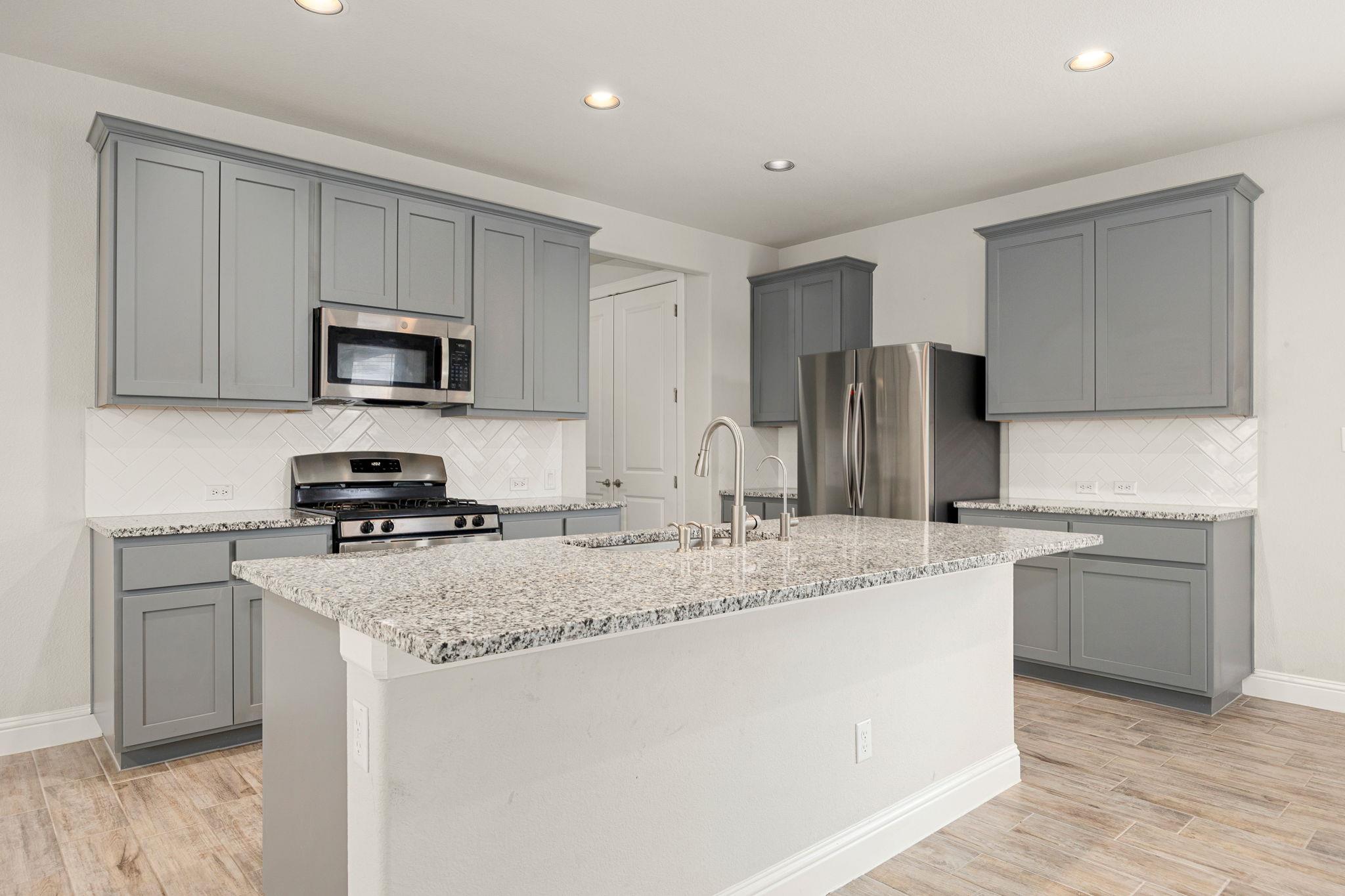 109 Riverhill Dr, Georgetown, TX 78628