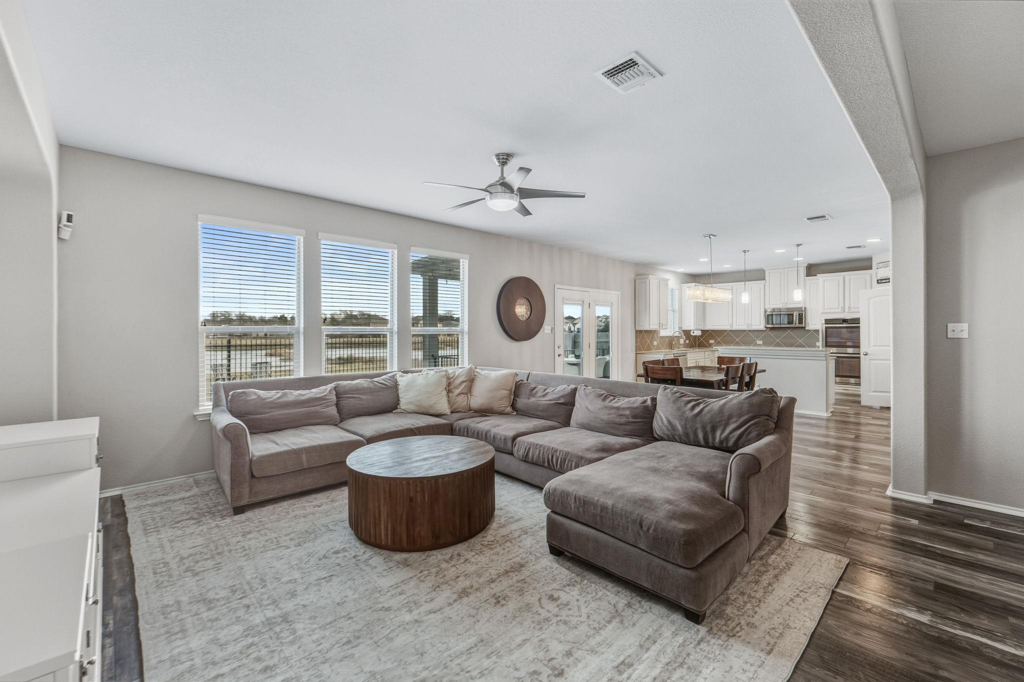 1408 Bovina Dr, Leander, TX 78641