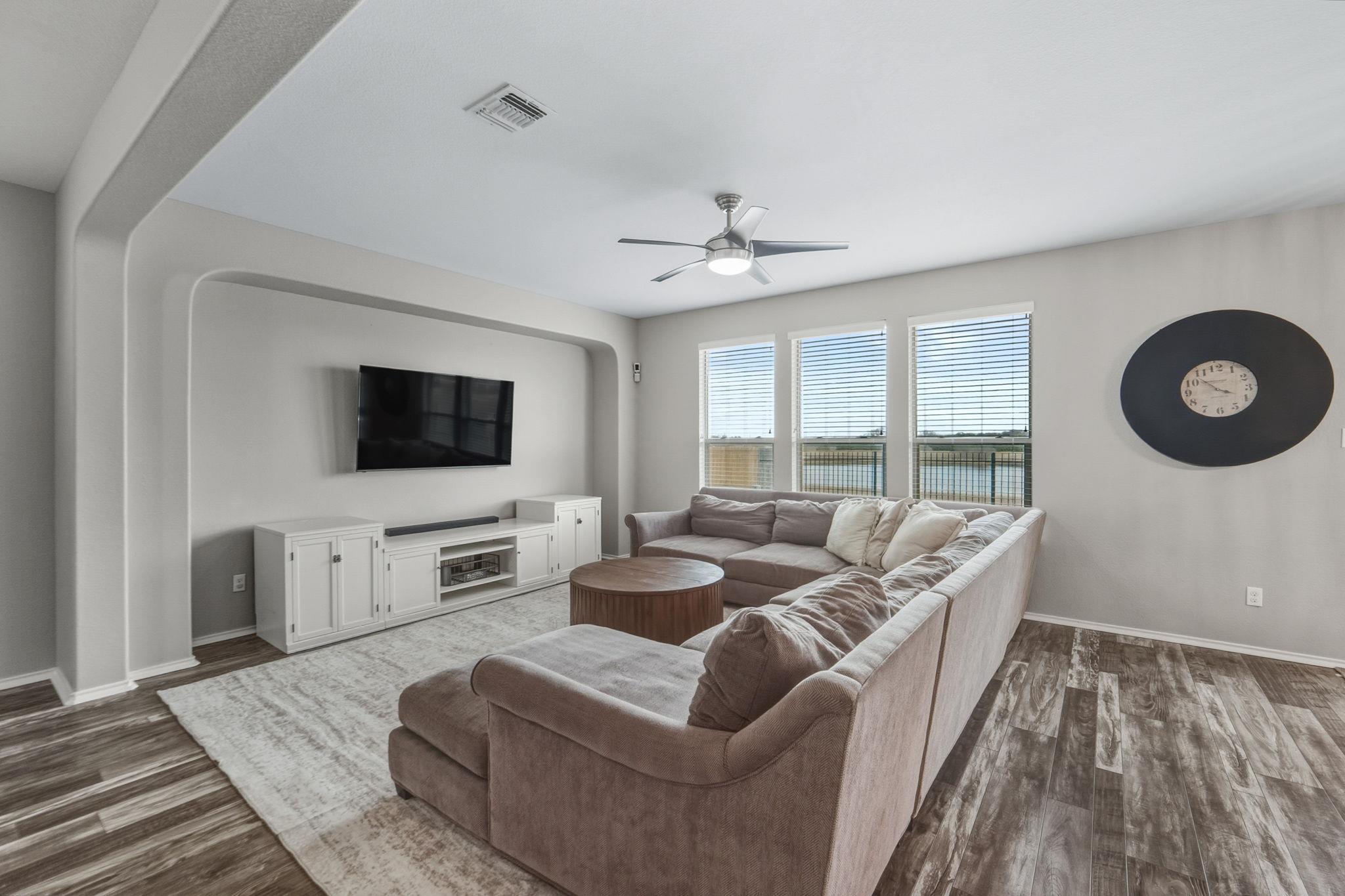 1408 Bovina Dr, Leander, TX 78641