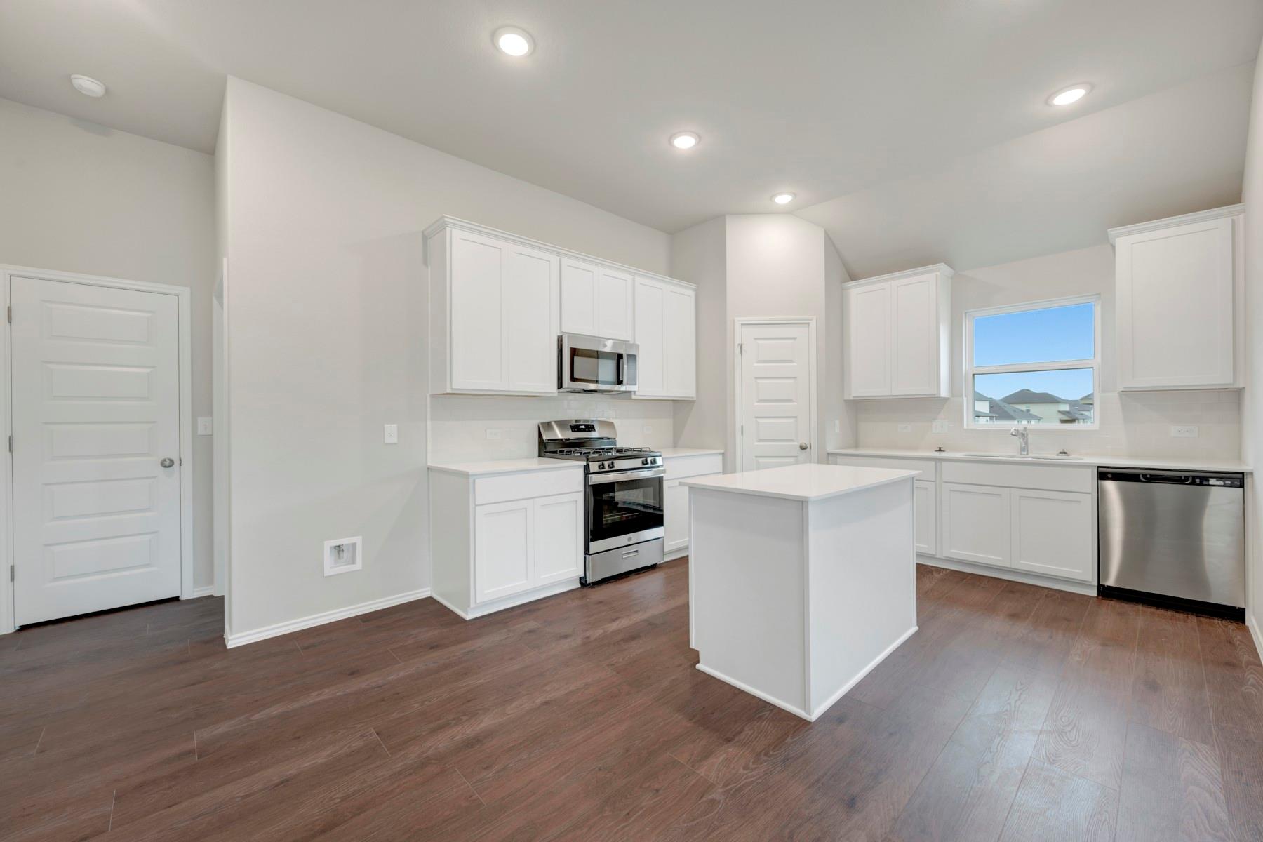 4512 Beacon Bay Dr, Austin, TX 78747