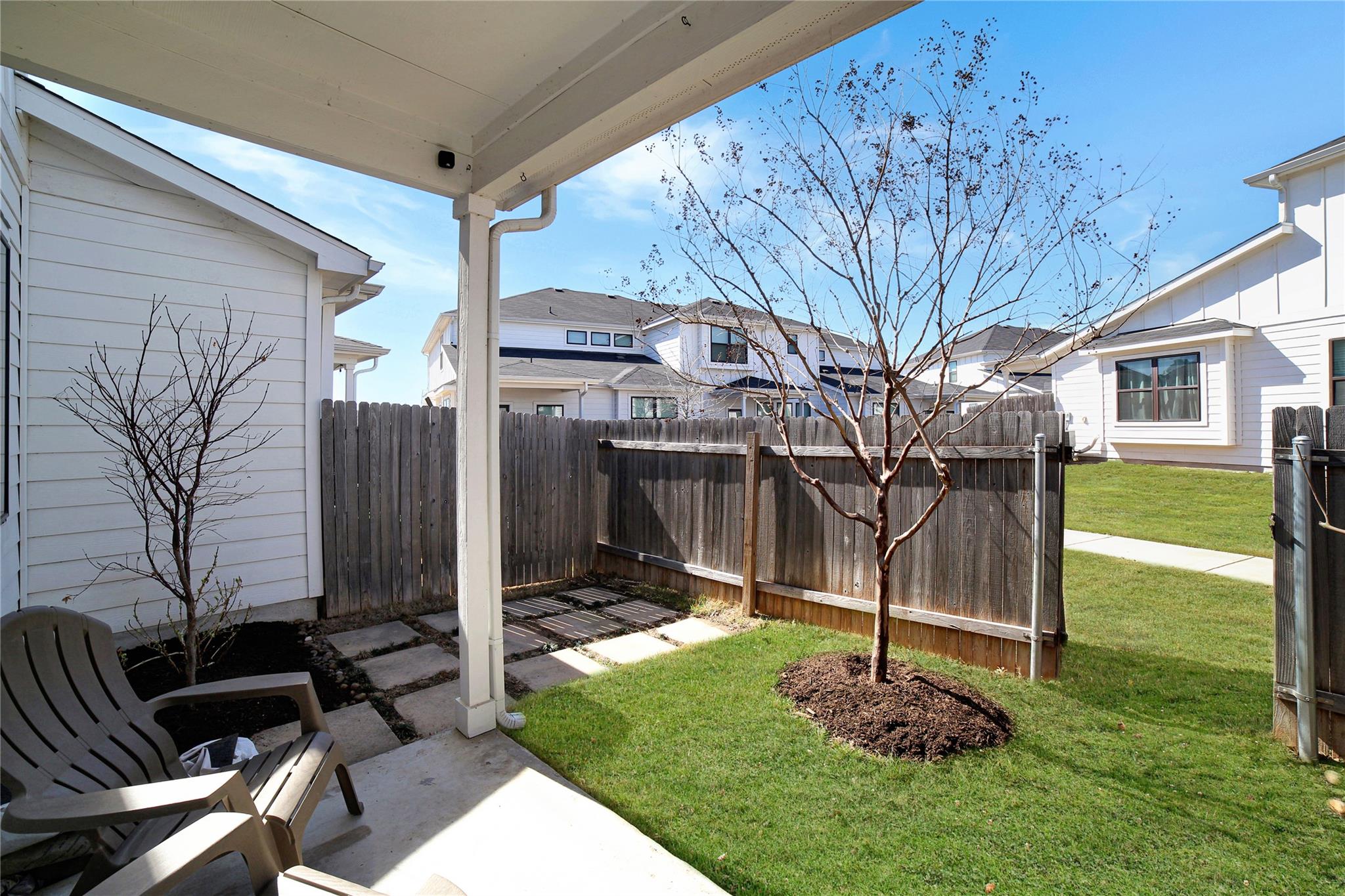 180 Waterside Rd # B, Buda, TX 78610