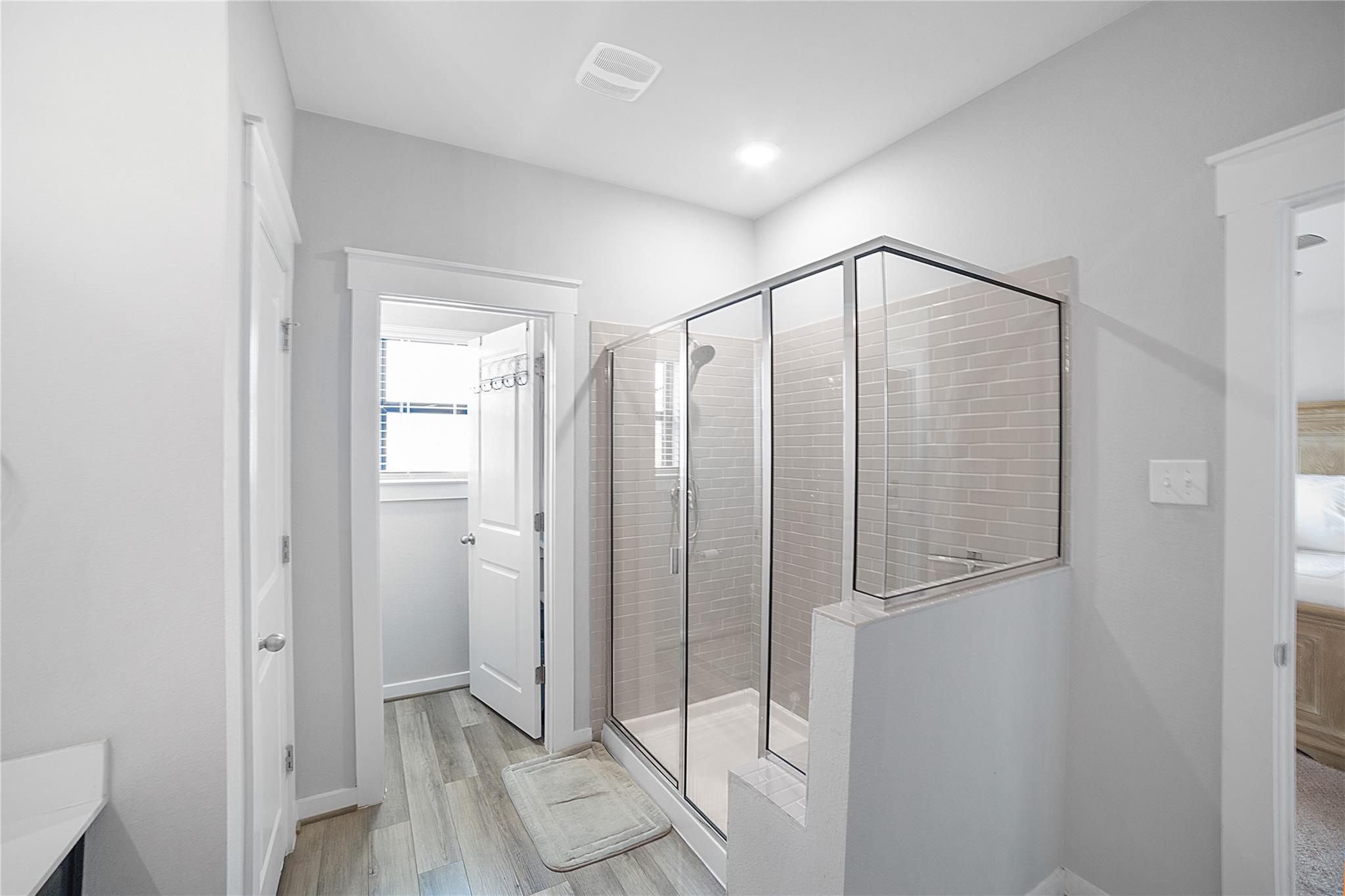 180 Waterside Rd # B, Buda, TX 78610