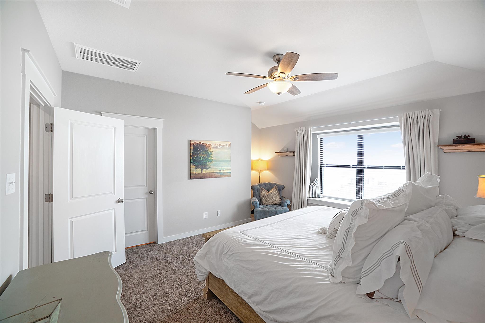 180 Waterside Rd # B, Buda, TX 78610