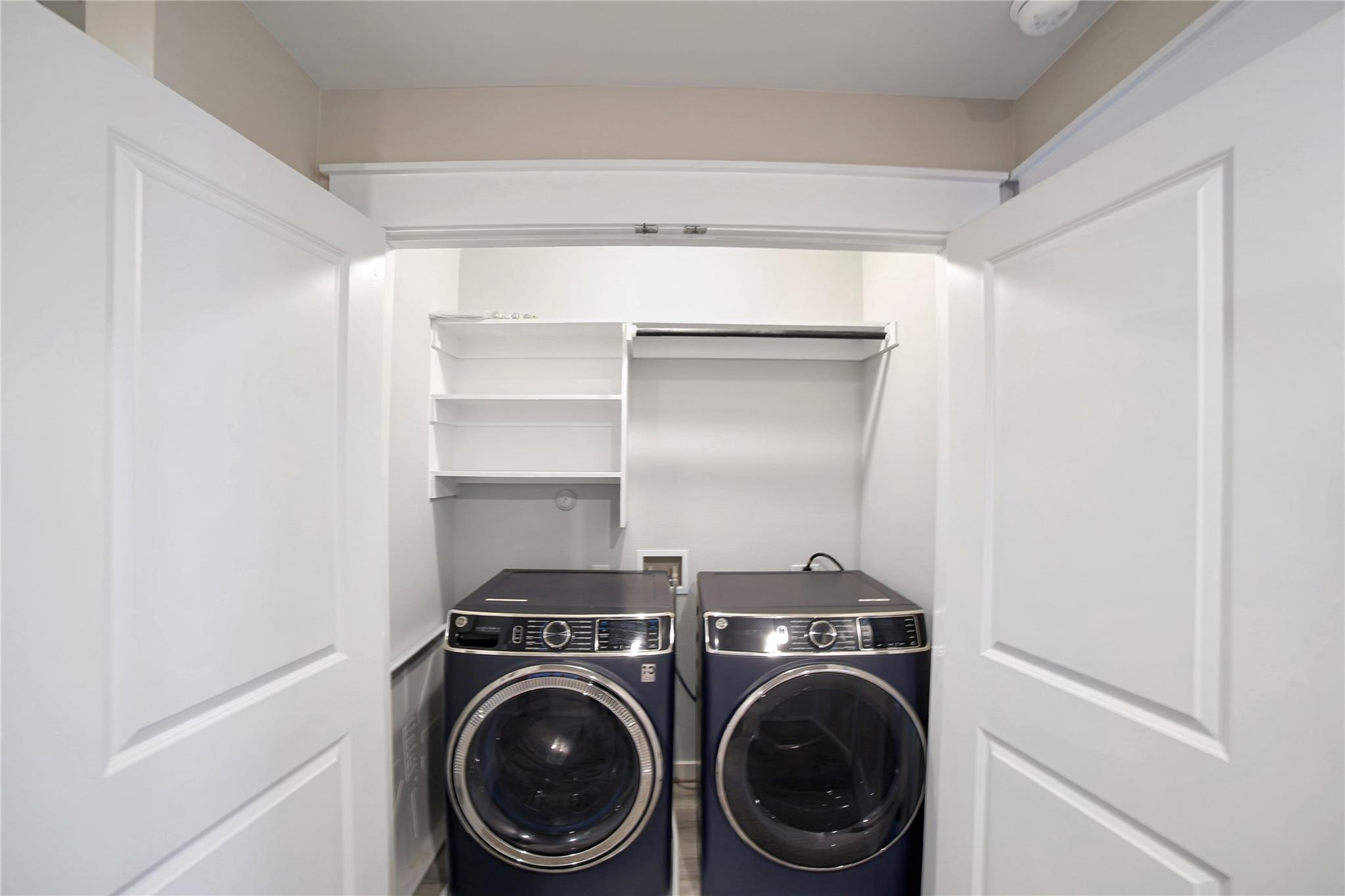 180 Waterside Rd # B, Buda, TX 78610