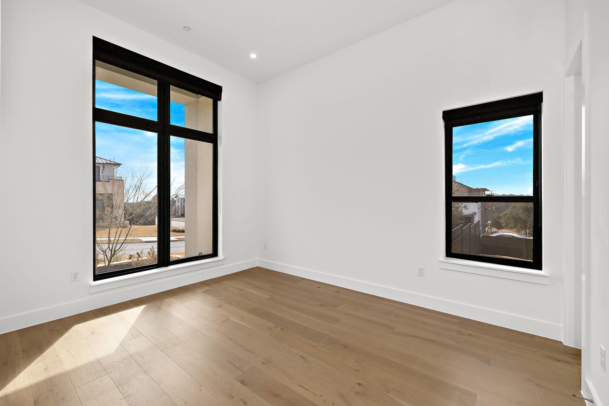 5900 Moondust Ln, Austin, TX 78730