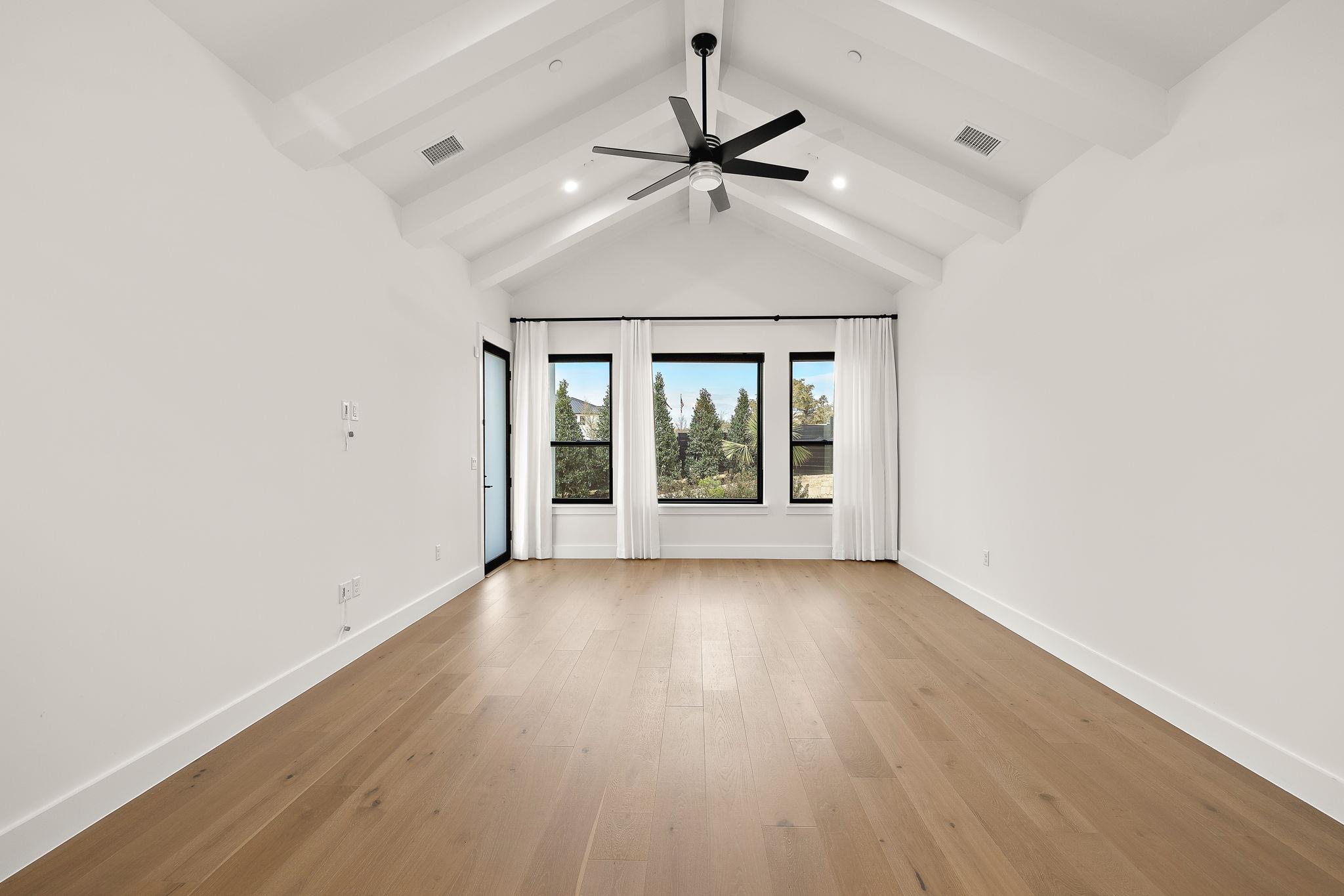 5900 Moondust Ln, Austin, TX 78730