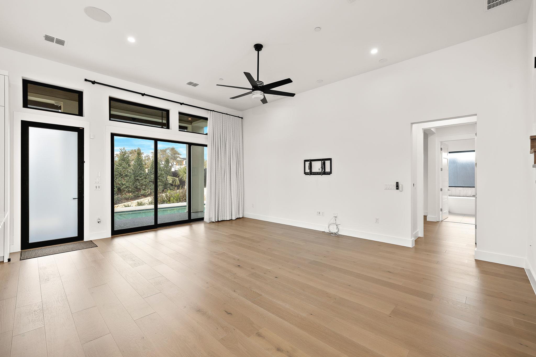 5900 Moondust Ln, Austin, TX 78730