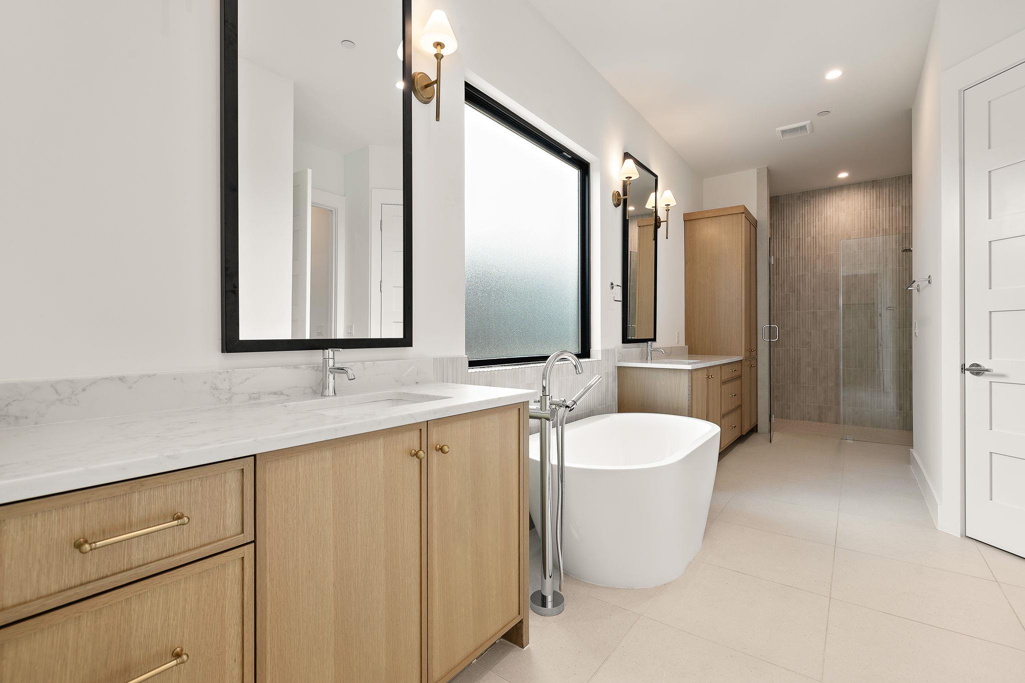 5900 Moondust Ln, Austin, TX 78730