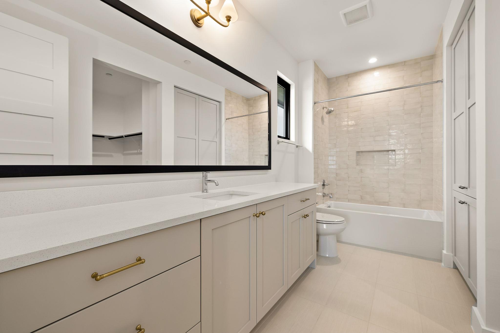 5900 Moondust Ln, Austin, TX 78730