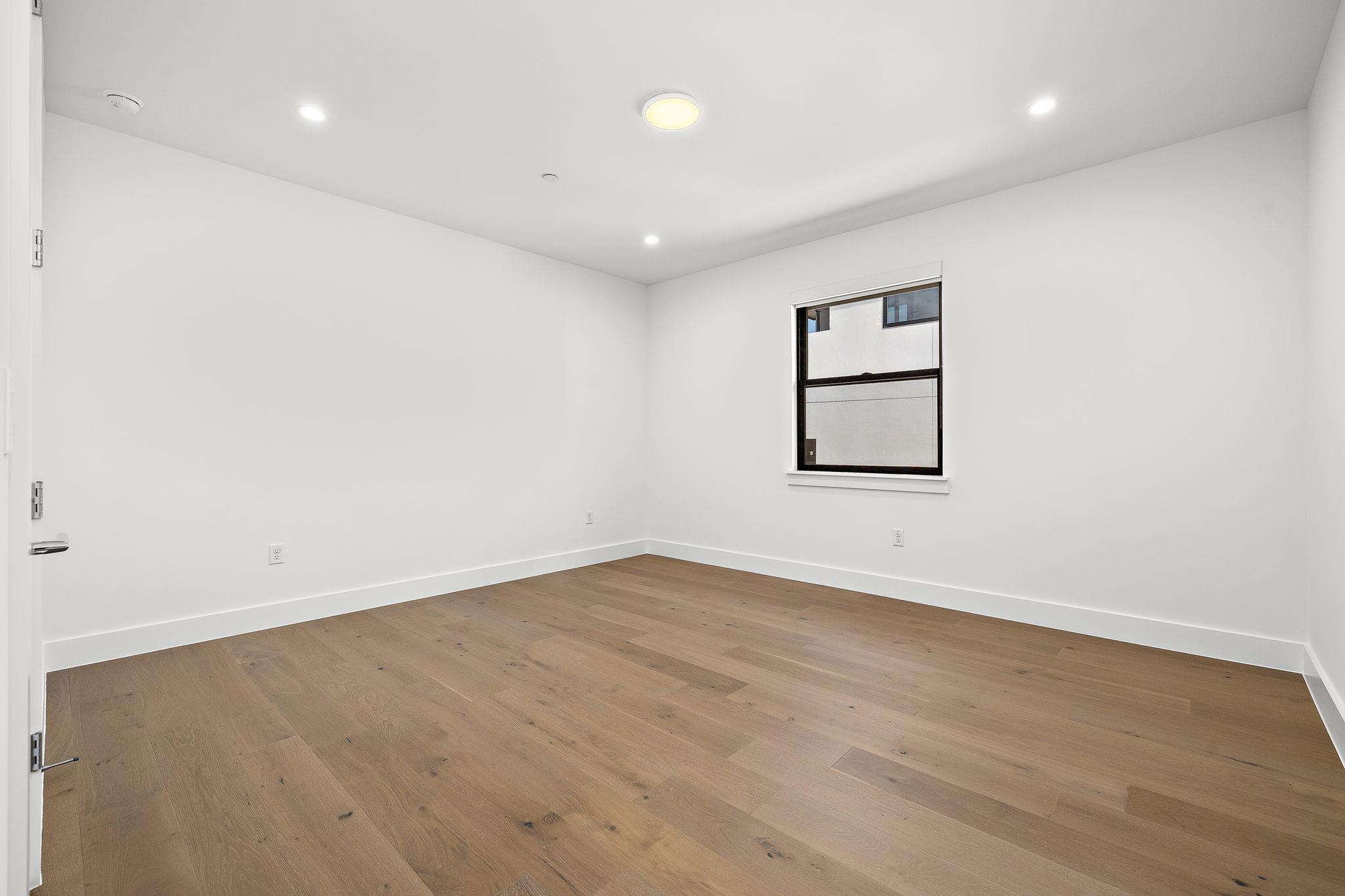 5900 Moondust Ln, Austin, TX 78730