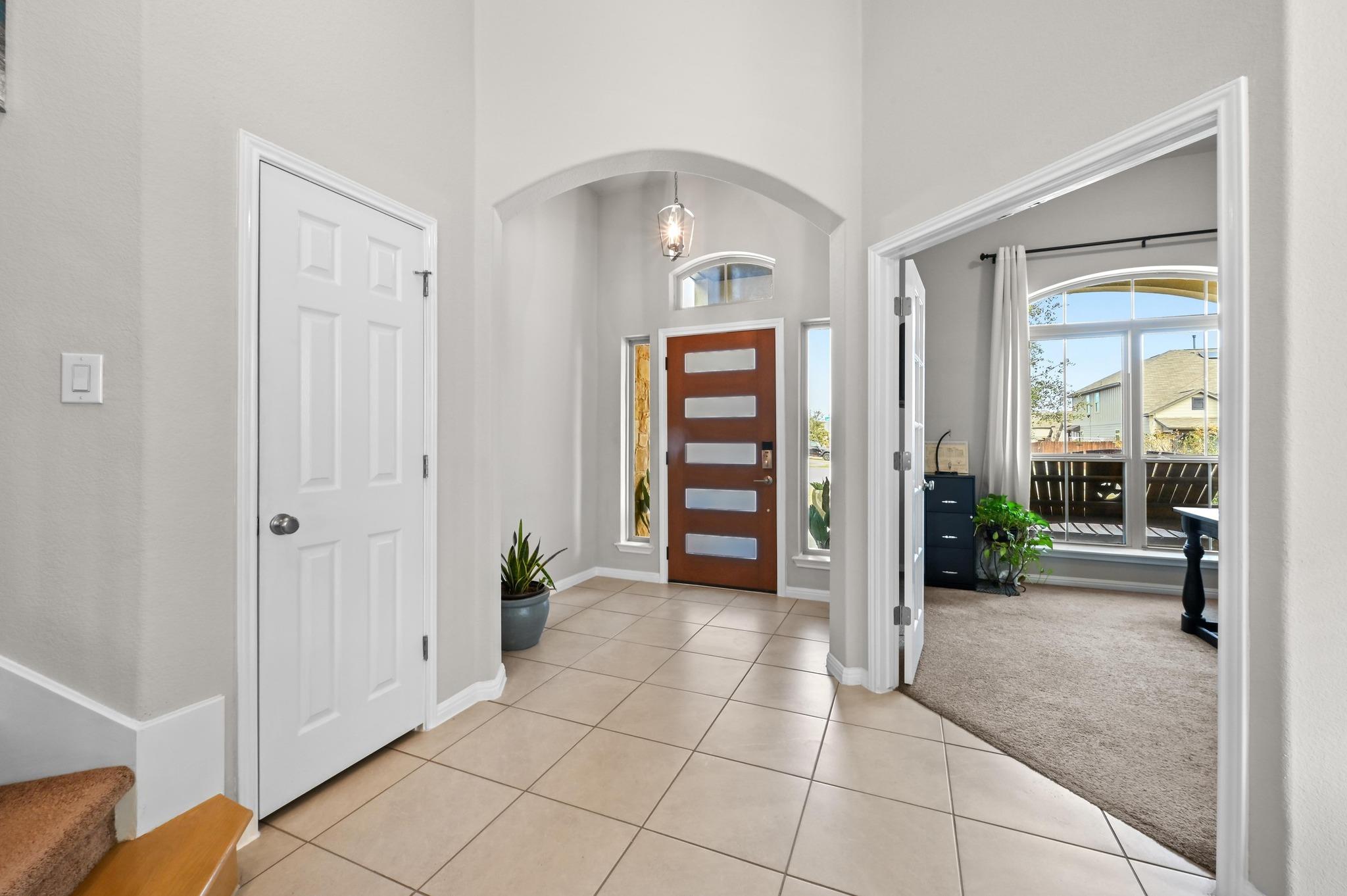 13536 Larrys Ln, Manchaca, TX 78652