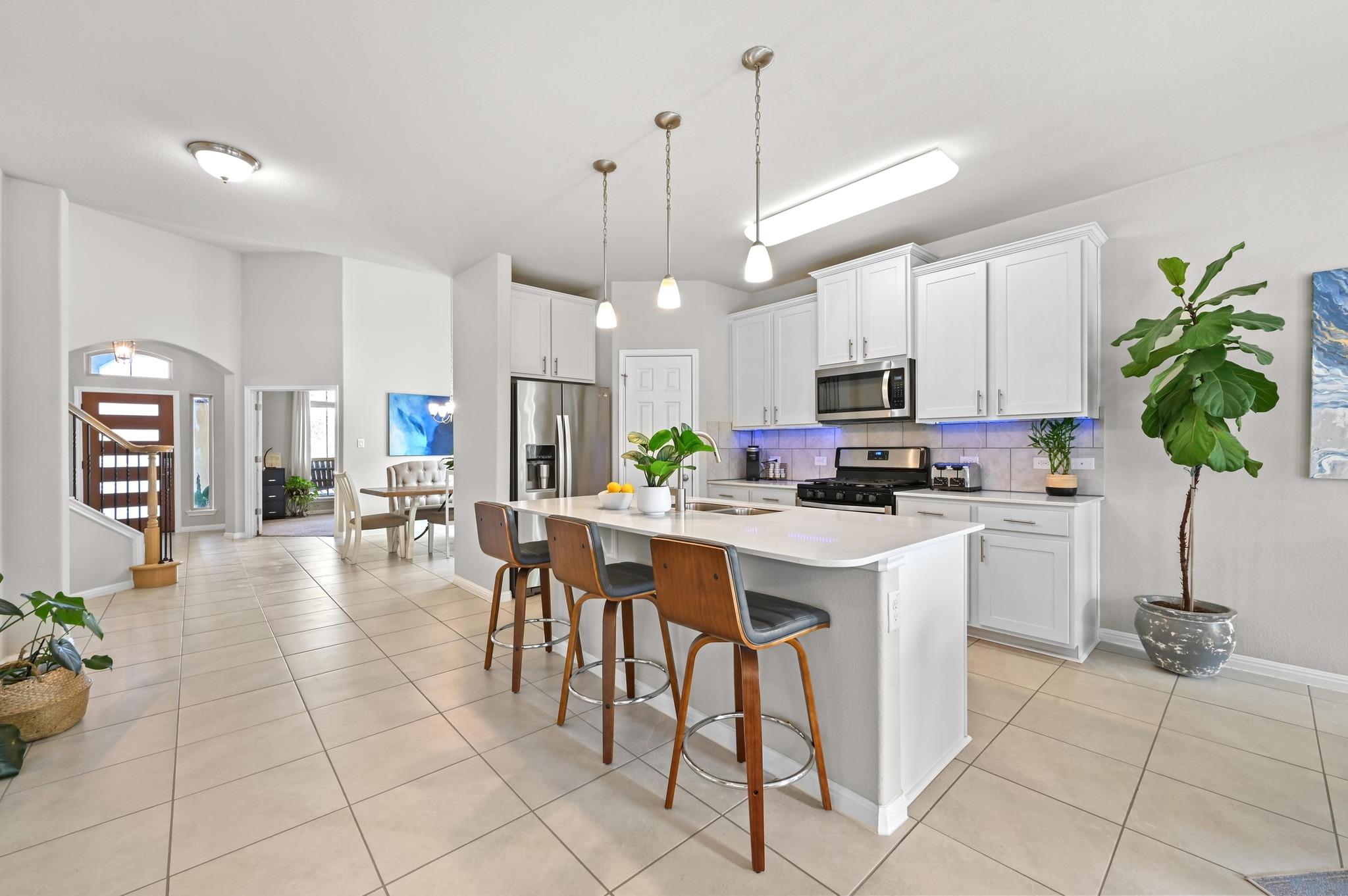 13536 Larrys Ln, Manchaca, TX 78652