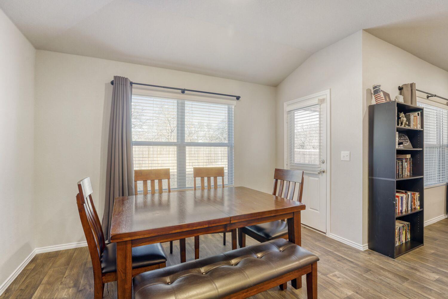 6109 Brocade Dr, Austin, TX 78724