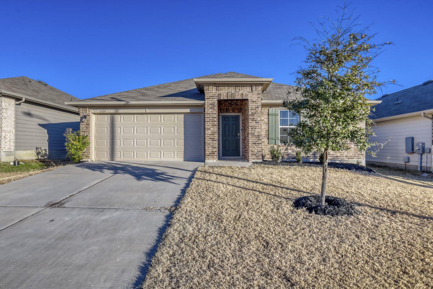 6109 Brocade Dr, Austin, TX 78724