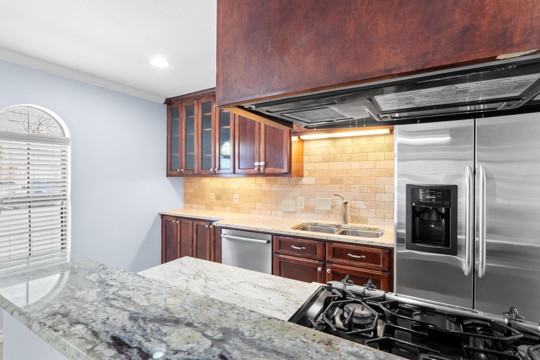 407 E 45th St # 108, Austin, TX 78751