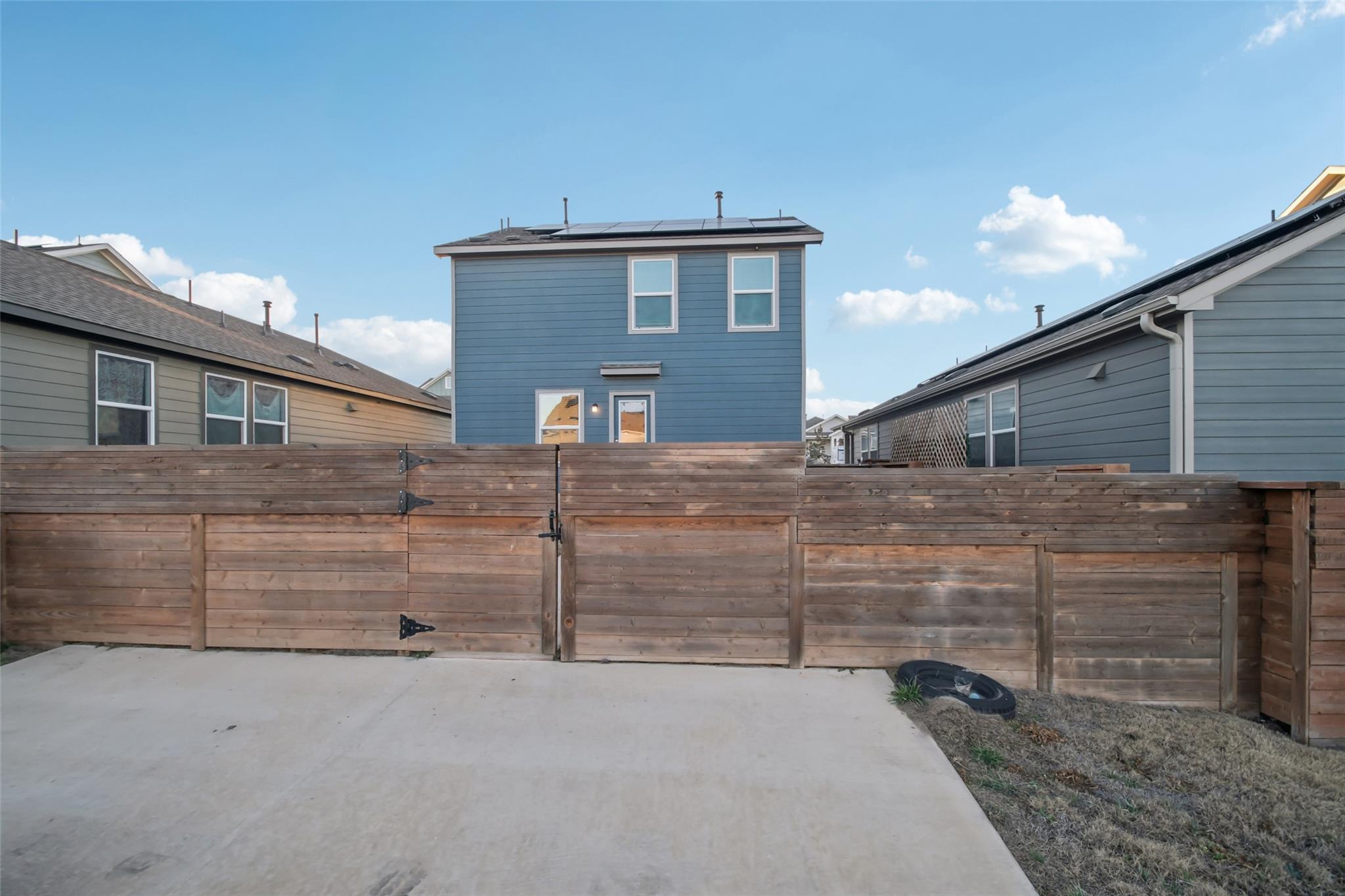 857 Powell St, Kyle, TX 78640