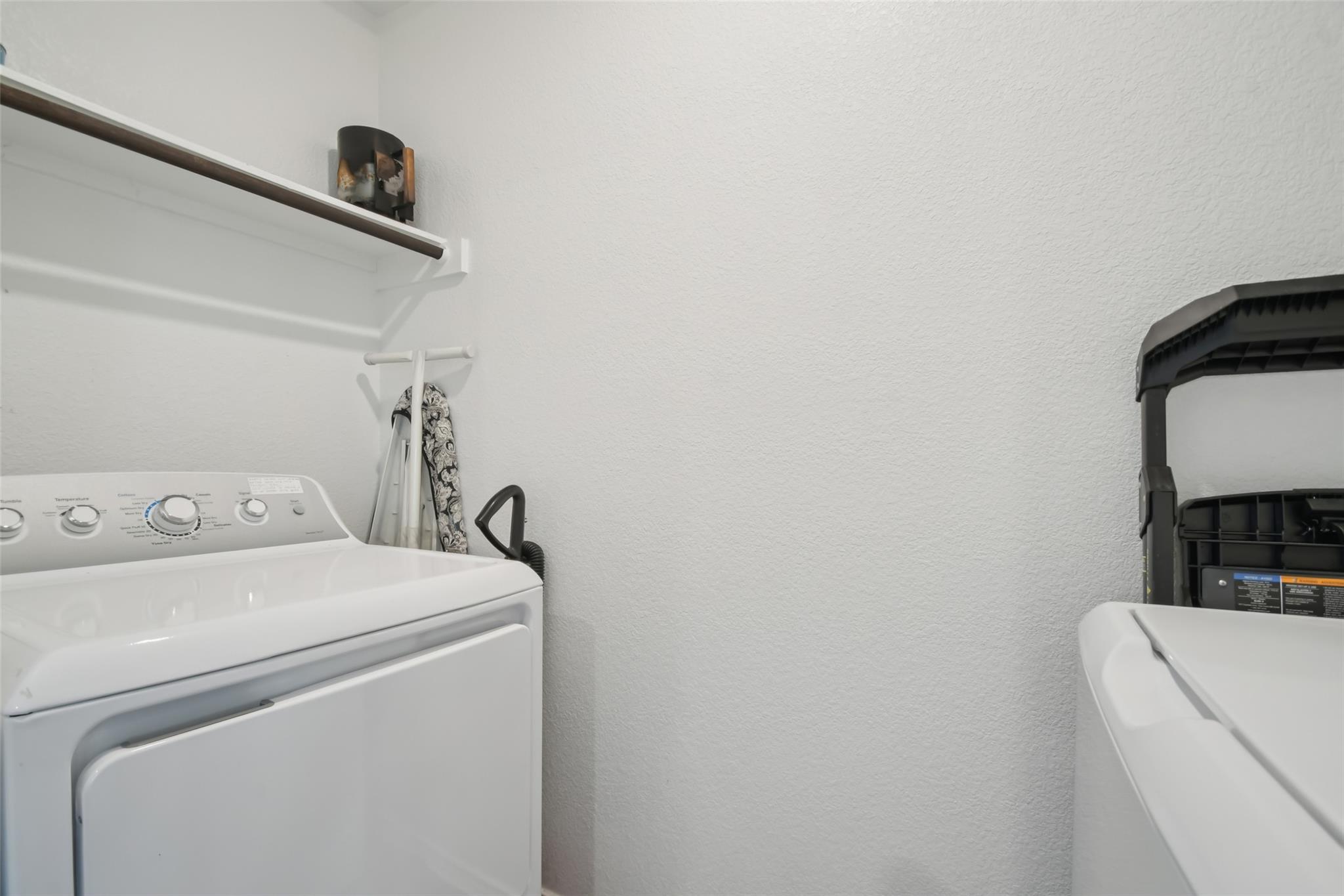 857 Powell St, Kyle, TX 78640