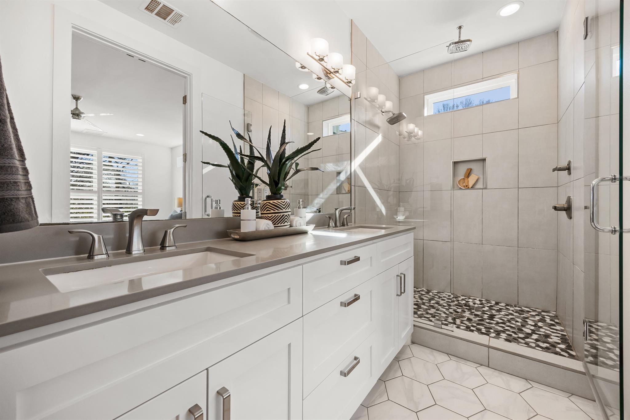 2605 Hidalgo St # 1, Austin, TX 78702