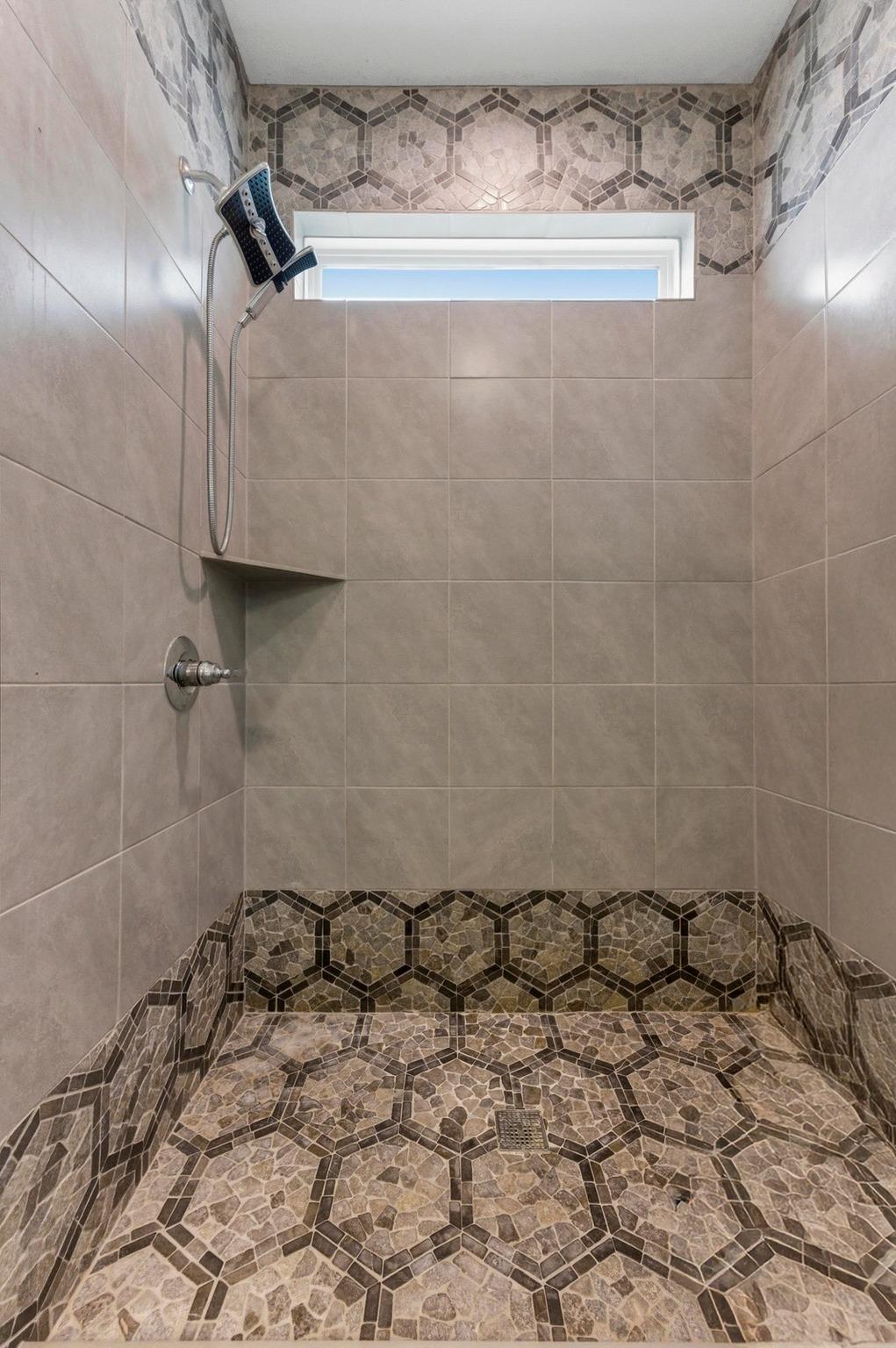 2009 Los Olivios Way, Austin, TX 78725