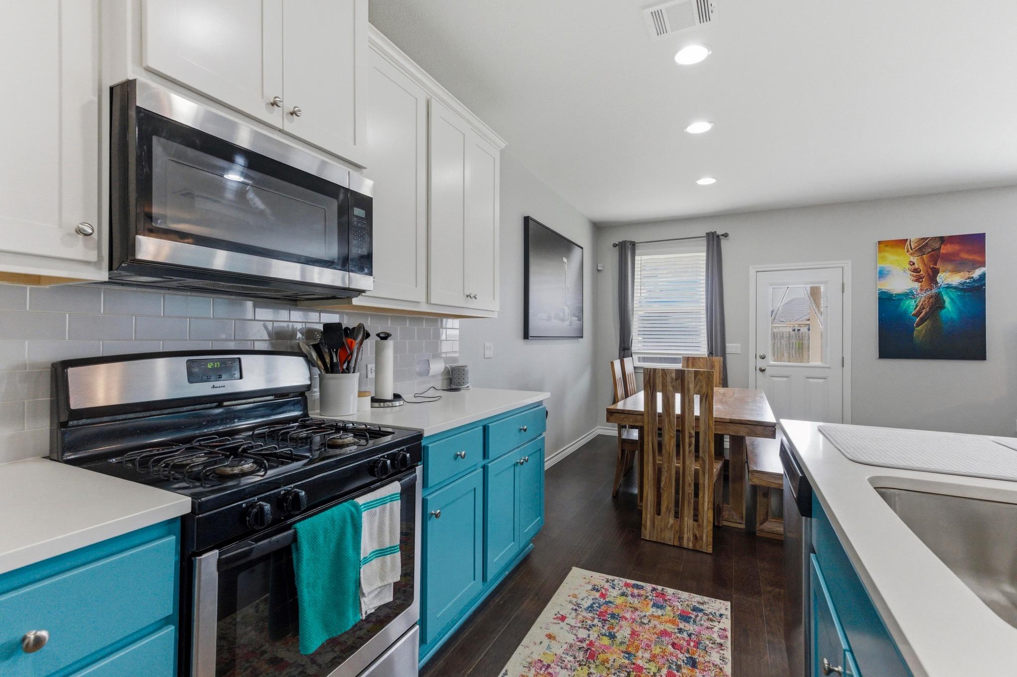 2009 Los Olivios Way, Austin, TX 78725