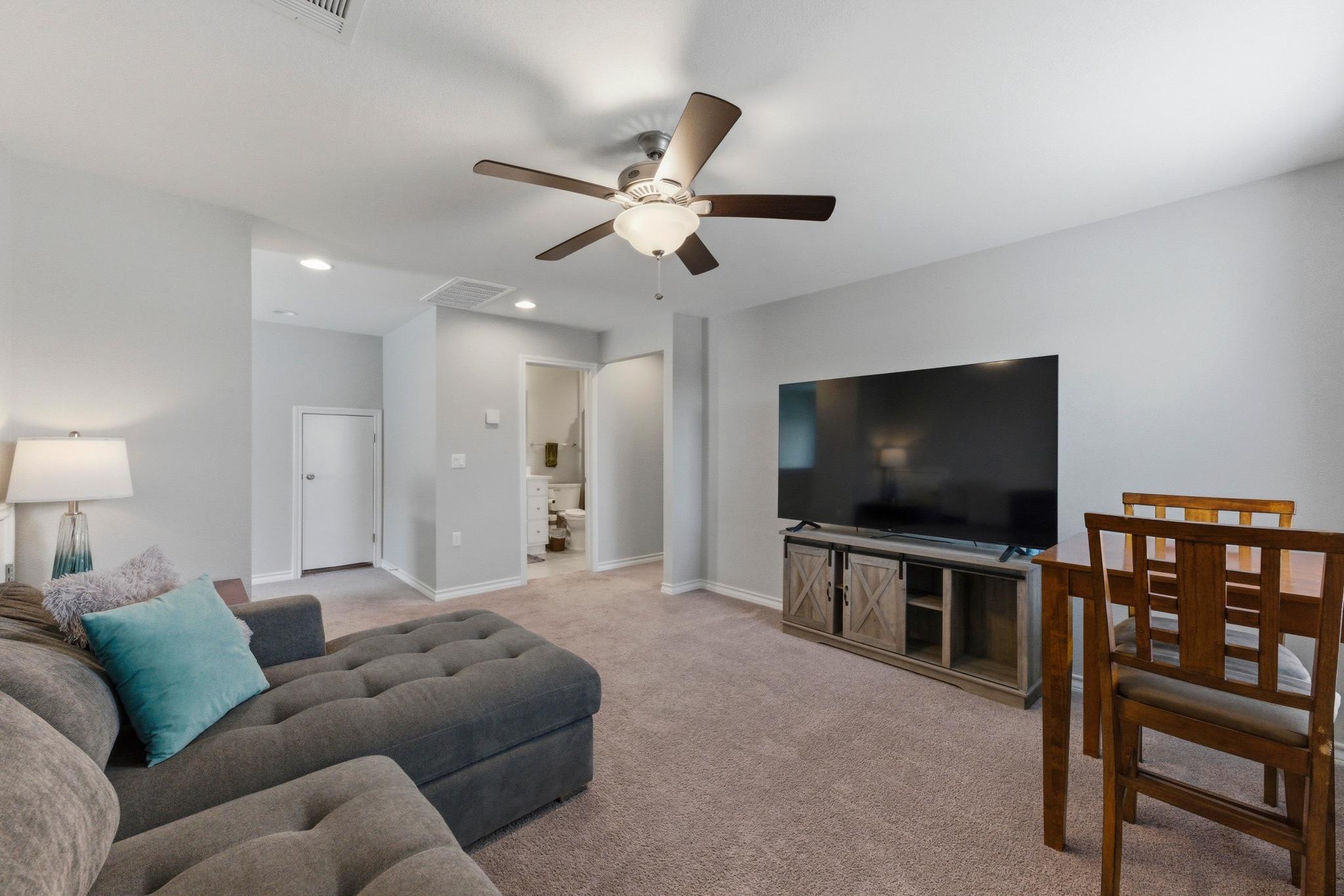 2009 Los Olivios Way, Austin, TX 78725