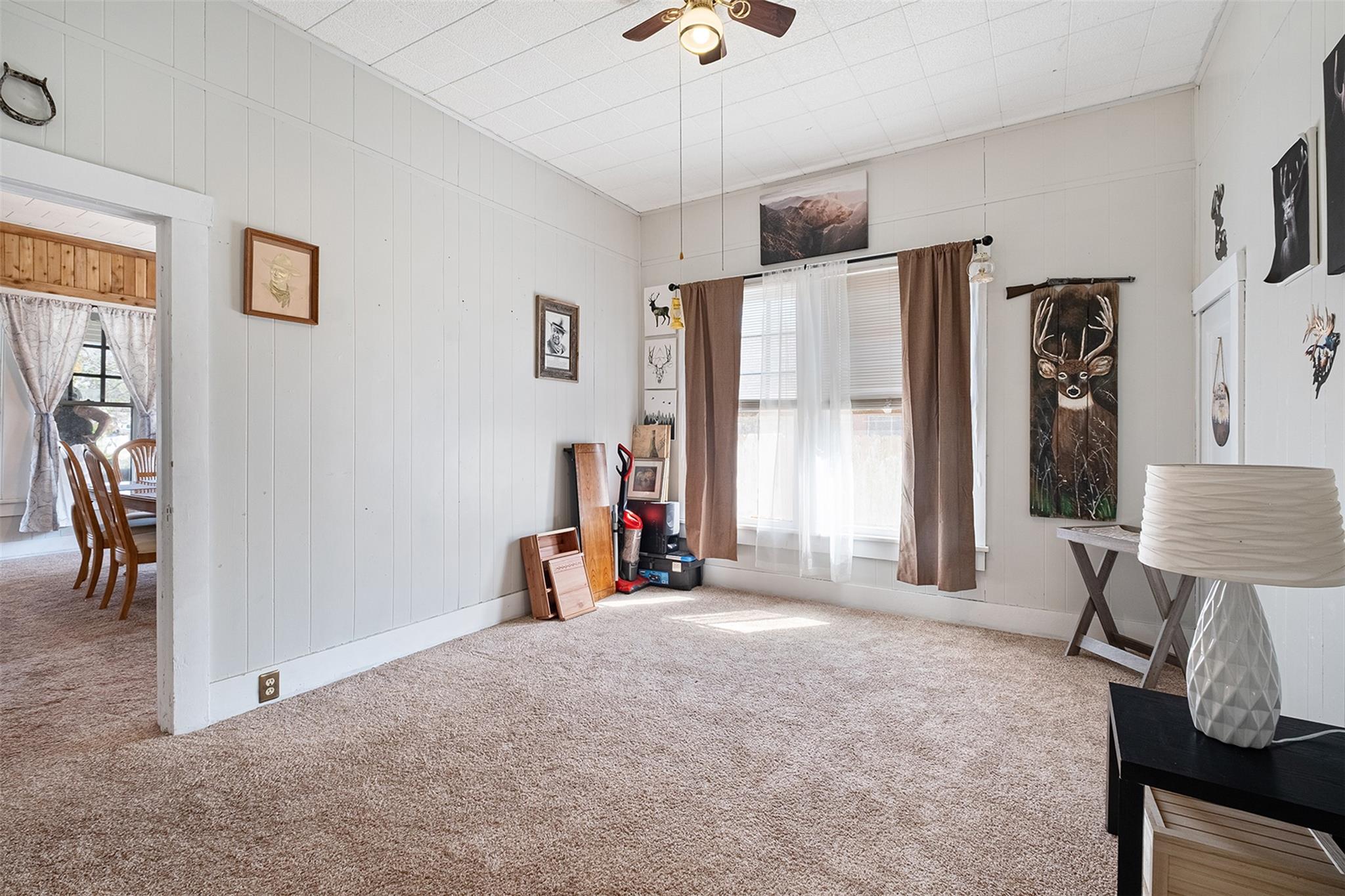 406 E Gonzales St, Yoakum, TX 77995