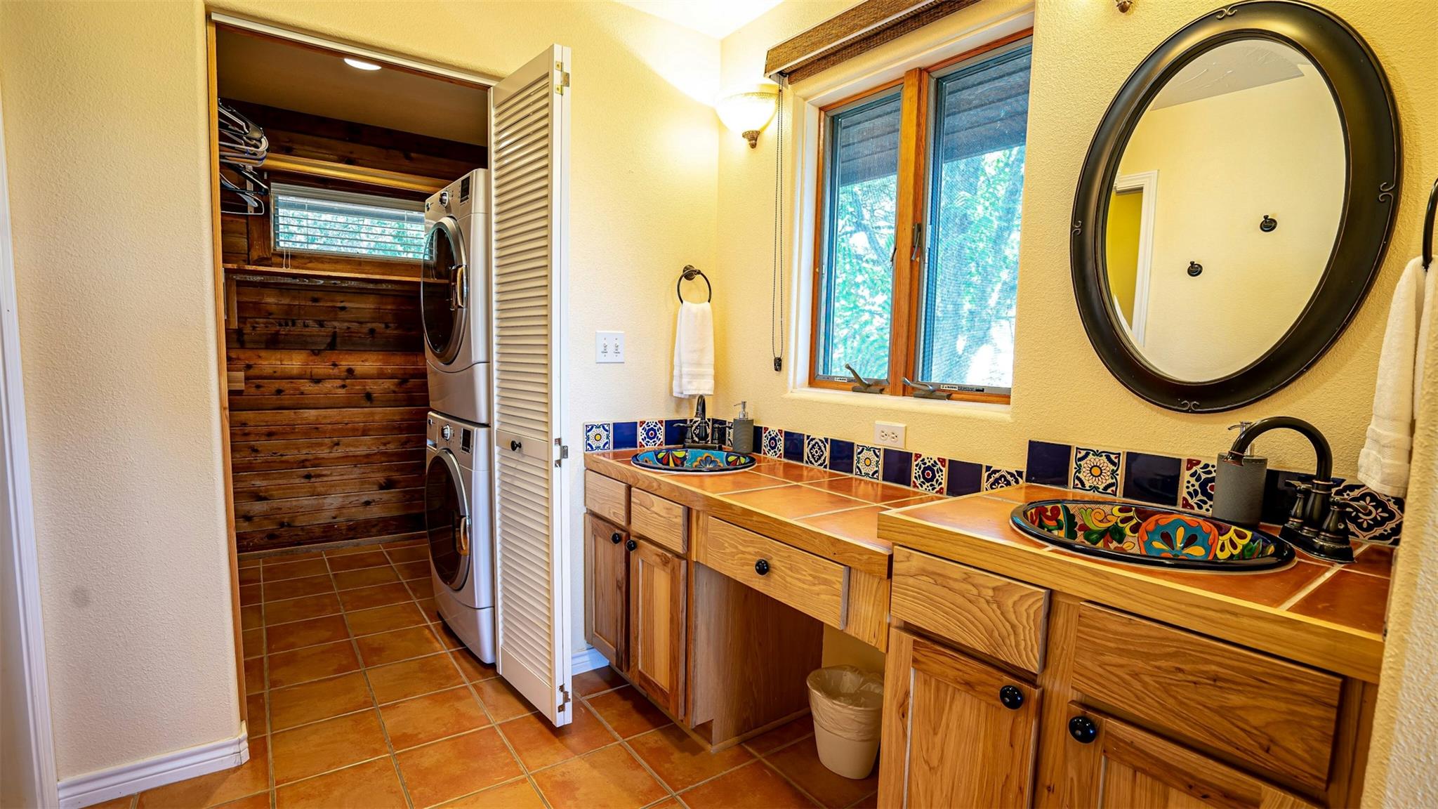 1121 Bradstreet St, Canyon Lake, TX 78133