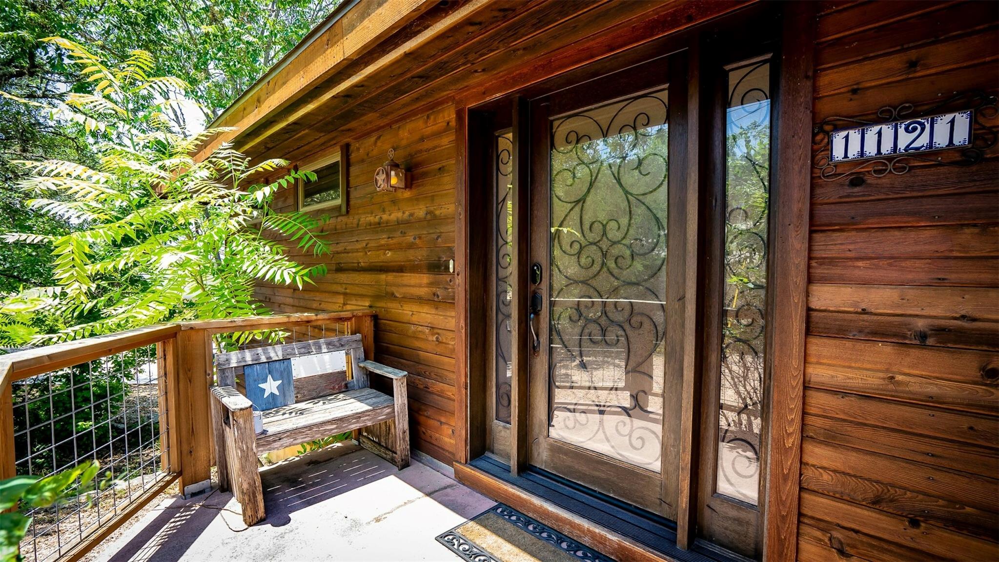 1121 Bradstreet St, Canyon Lake, TX 78133