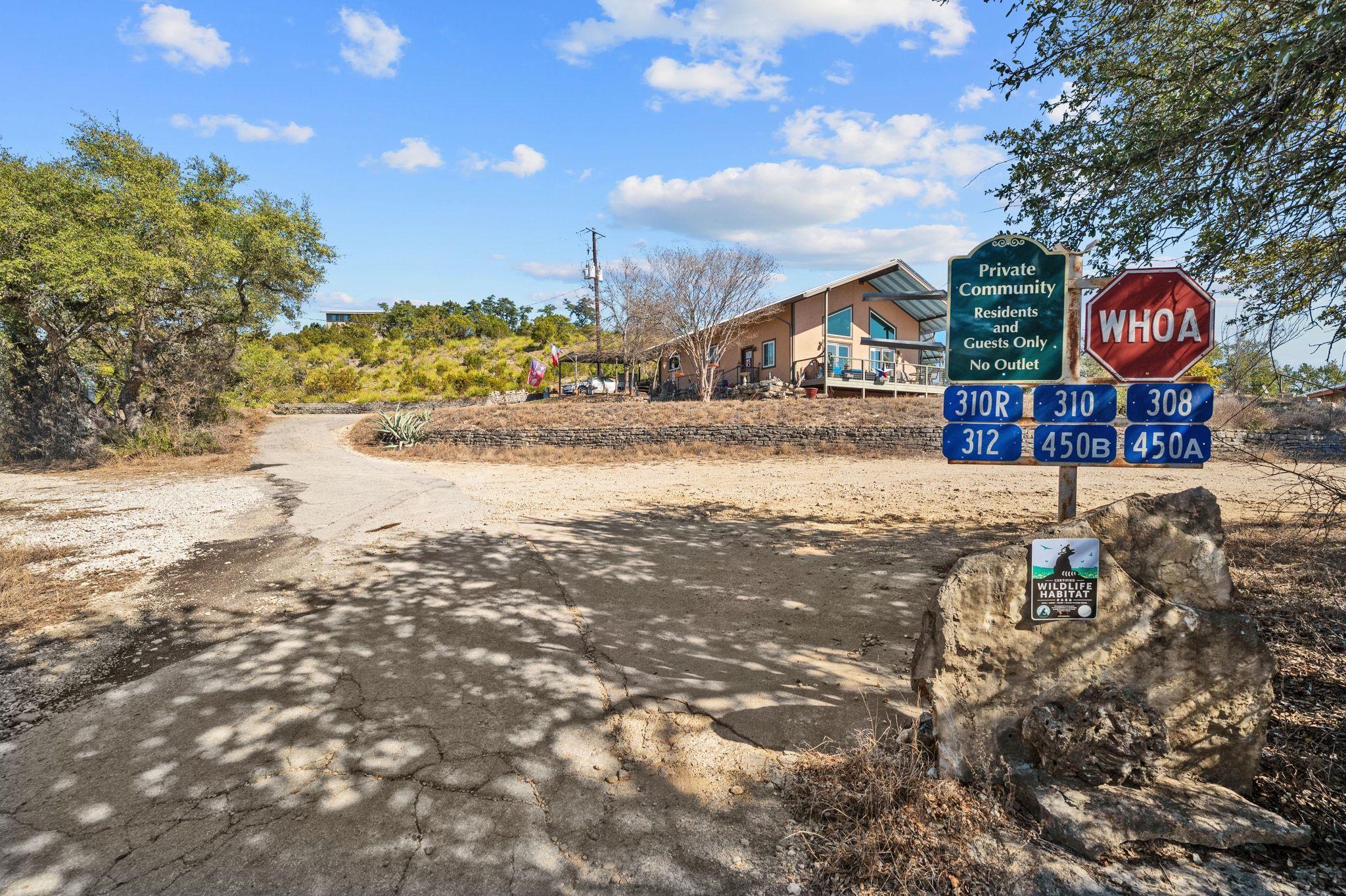 310 Eagles Nest Dr, Wimberley, TX 78676