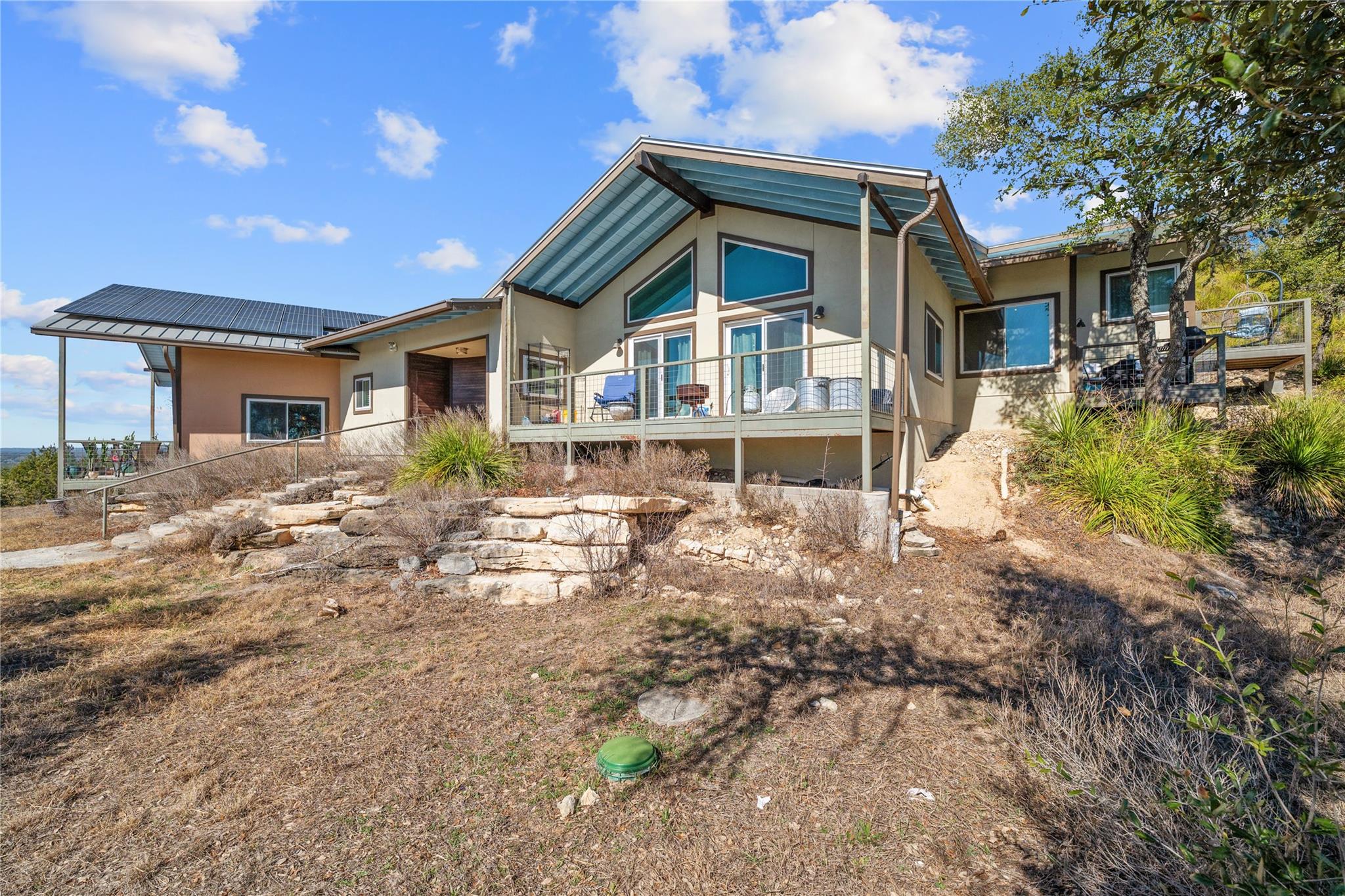 310 Eagles Nest Dr, Wimberley, TX 78676