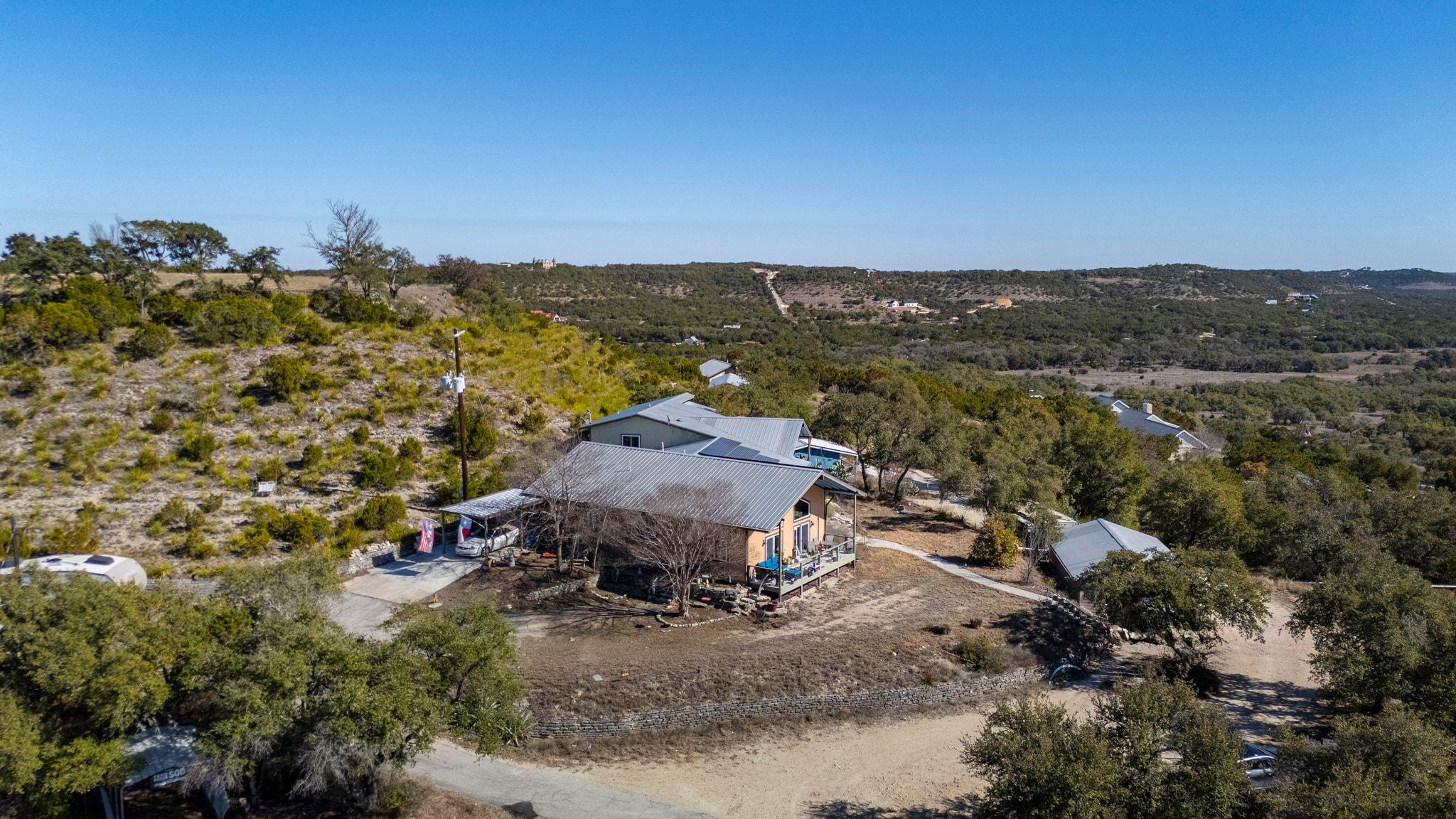 310 Eagles Nest Dr, Wimberley, TX 78676