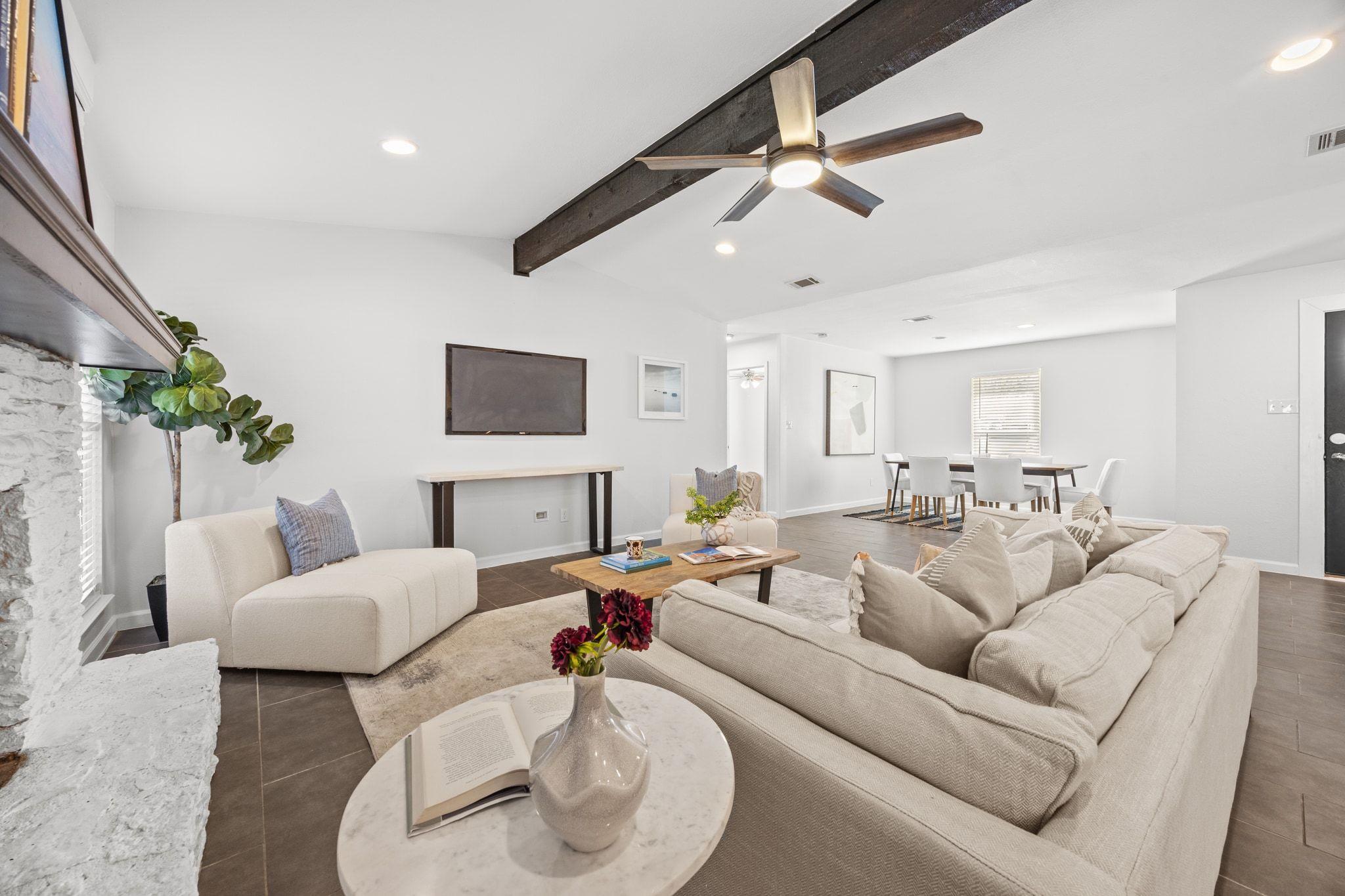 5704 Whitebrook Dr, Austin, TX 78724