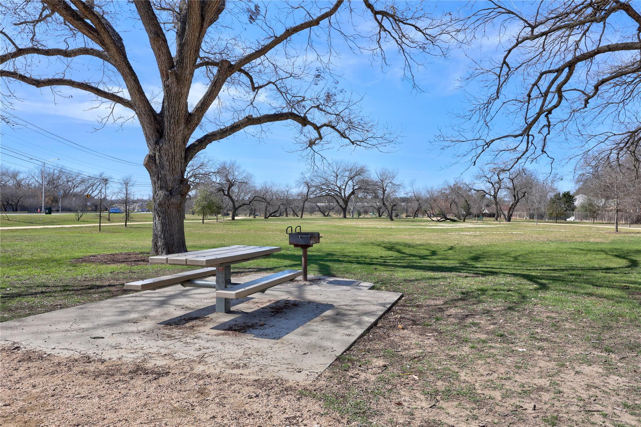 5704 Whitebrook Dr, Austin, TX 78724