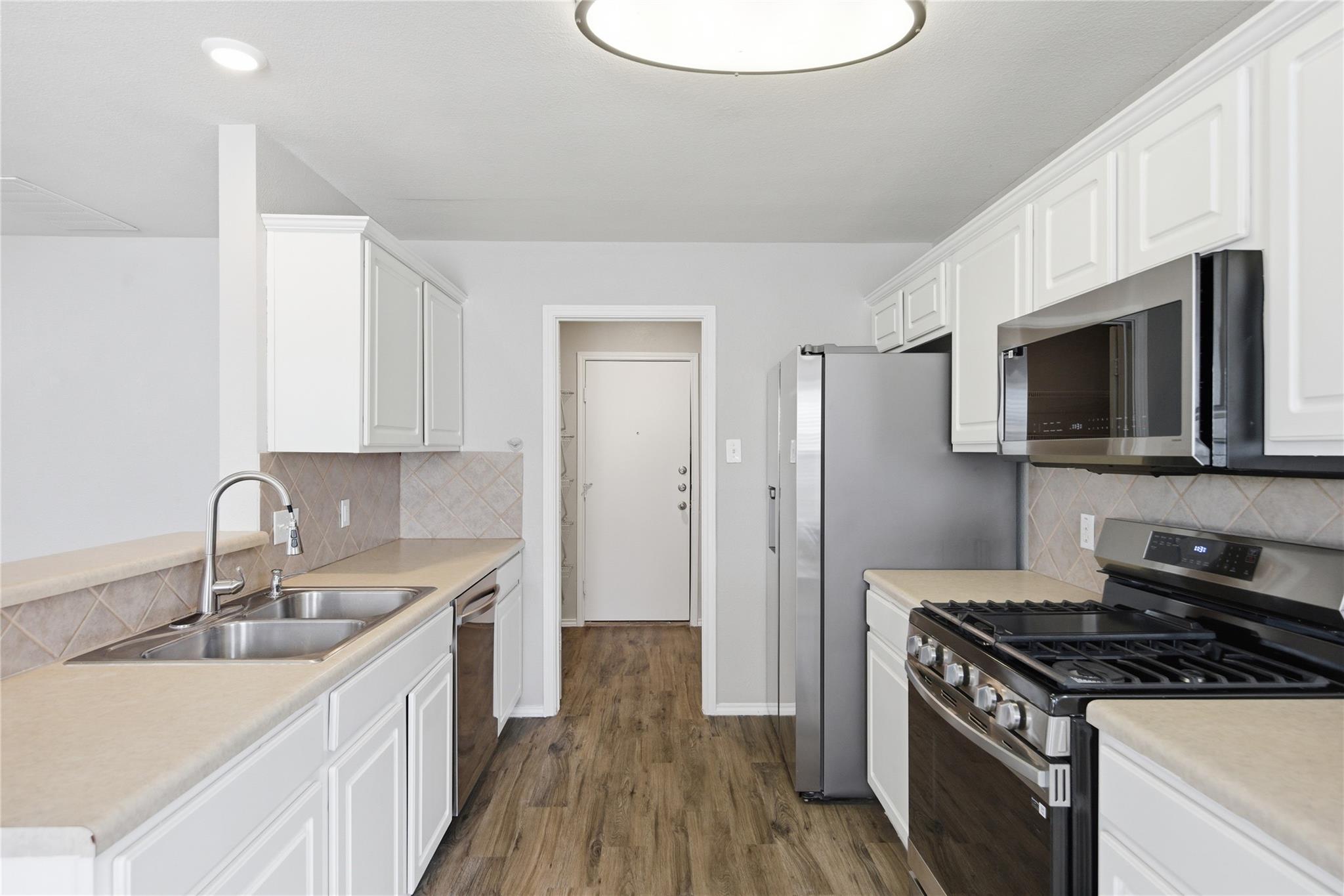 3778 Castle Rock Dr, Round Rock, TX 78681