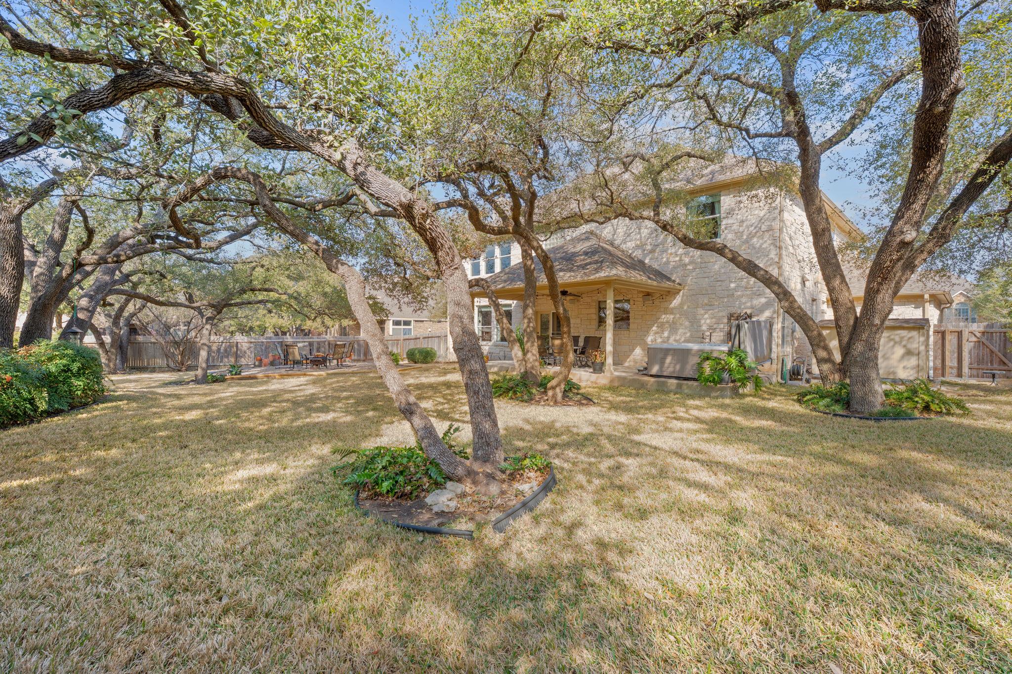 9916 Royal New Kent Dr, Austin, TX 78717