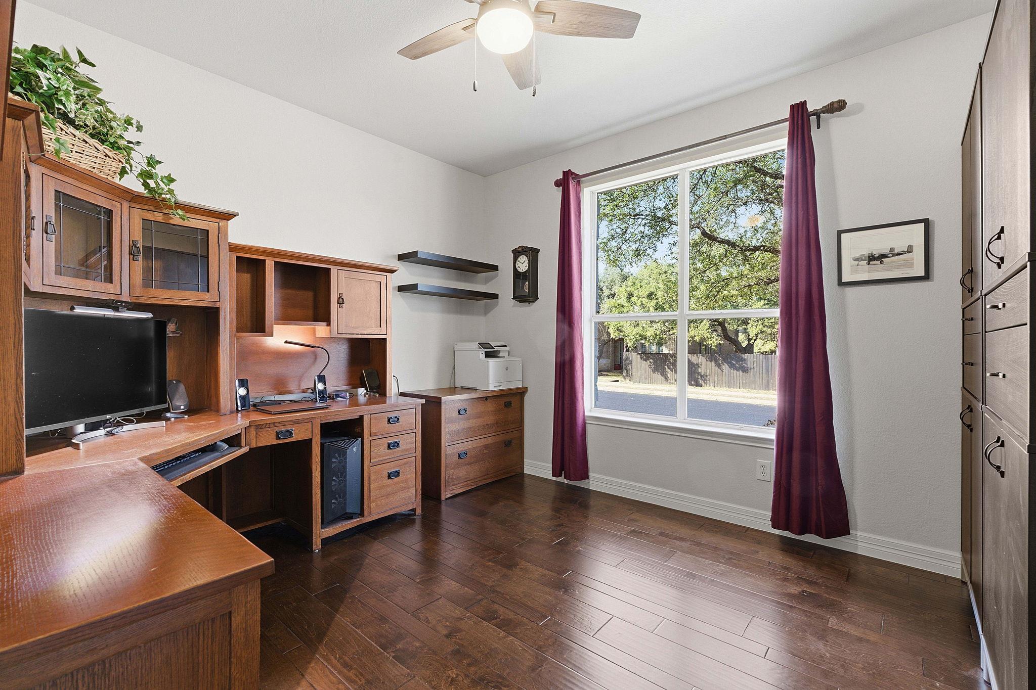 9916 Royal New Kent Dr, Austin, TX 78717